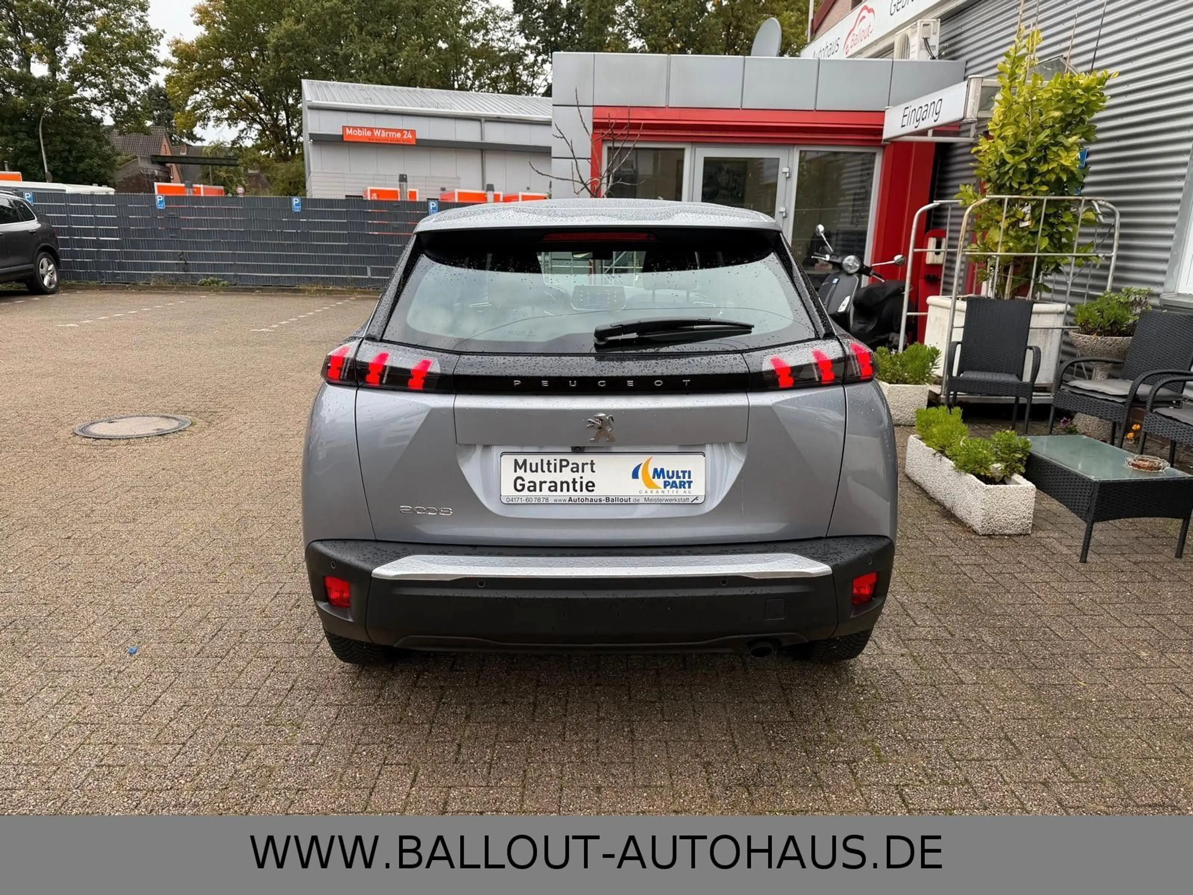 Peugeot 2008 Active*1.HAND*KLIMA*NAVI*TEMPO*SHZ*KAMERA — photo 6