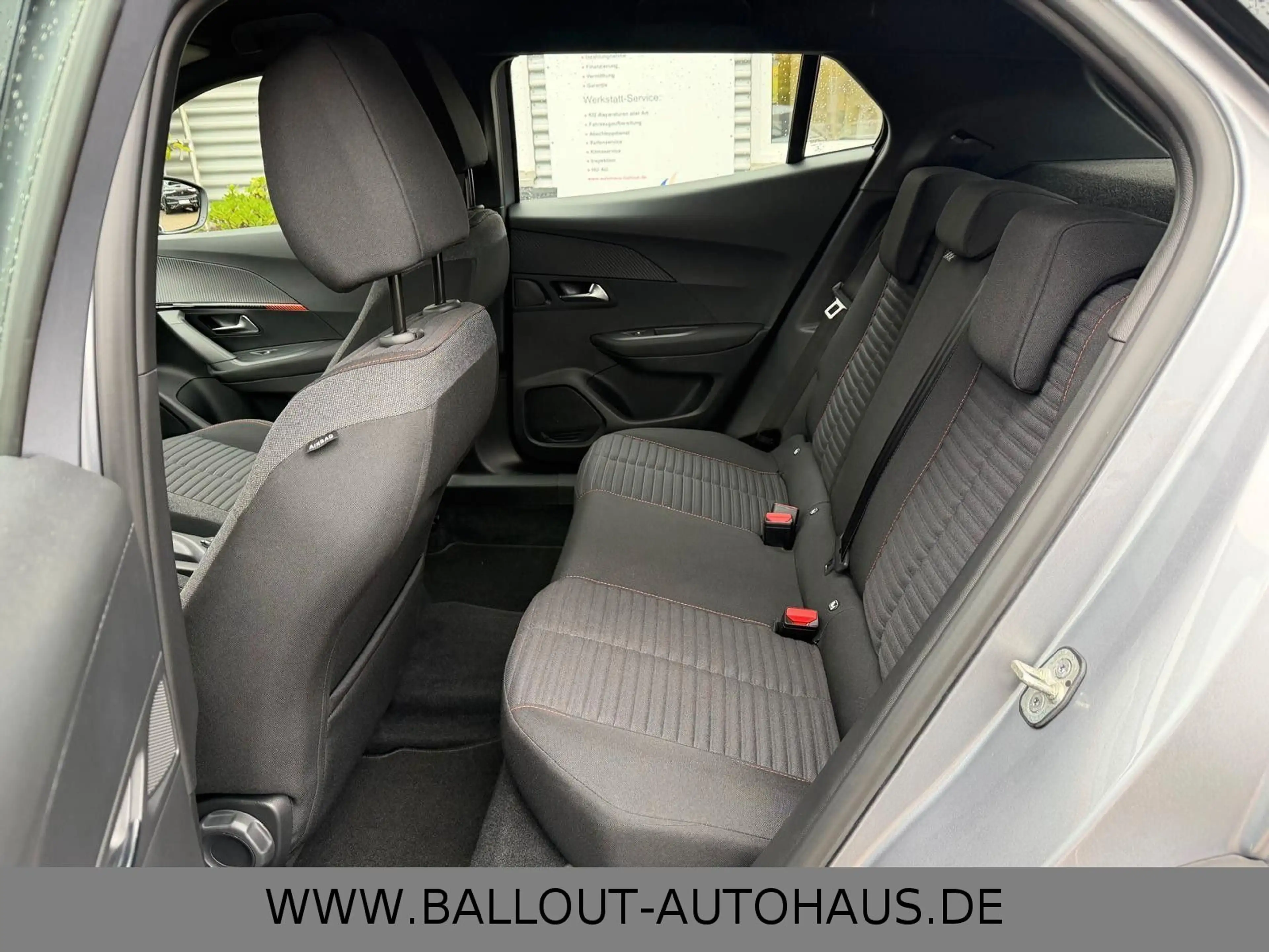 Peugeot 2008 Active*1.HAND*KLIMA*NAVI*TEMPO*SHZ*KAMERA — photo 15