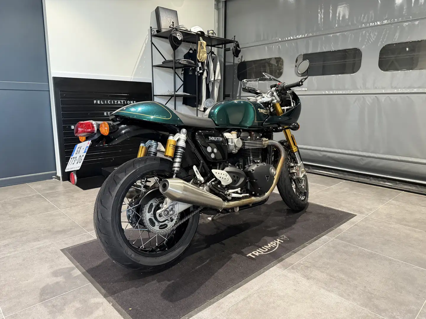 Triumph Thruxton Verde - 2
