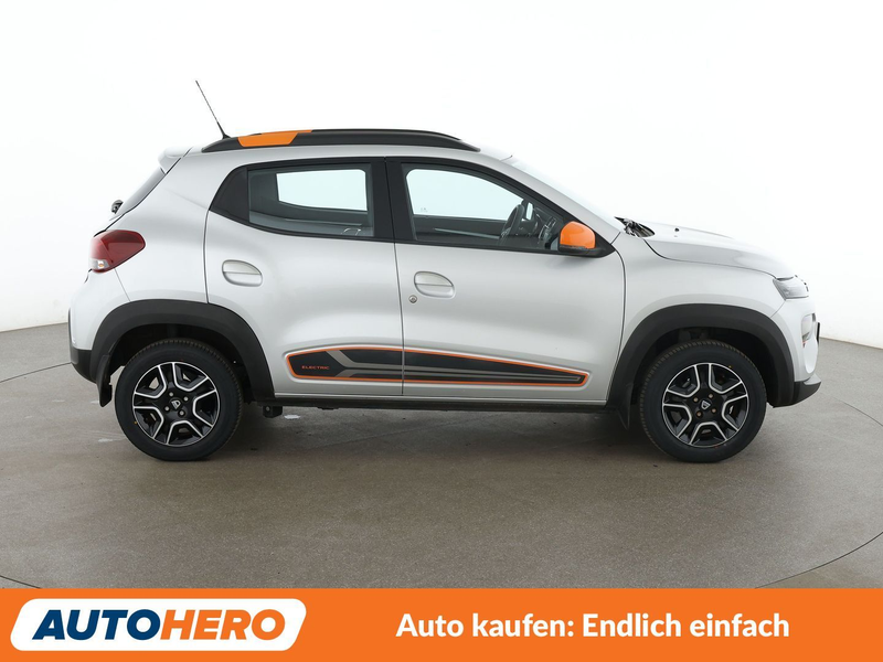 Dacia Spring electric drive 33 kW Comfort Plus Aut.*CAM*NAVI* — photo 7