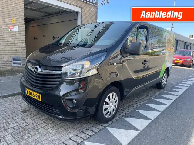 2016 Opel Vivaro in Black for sale