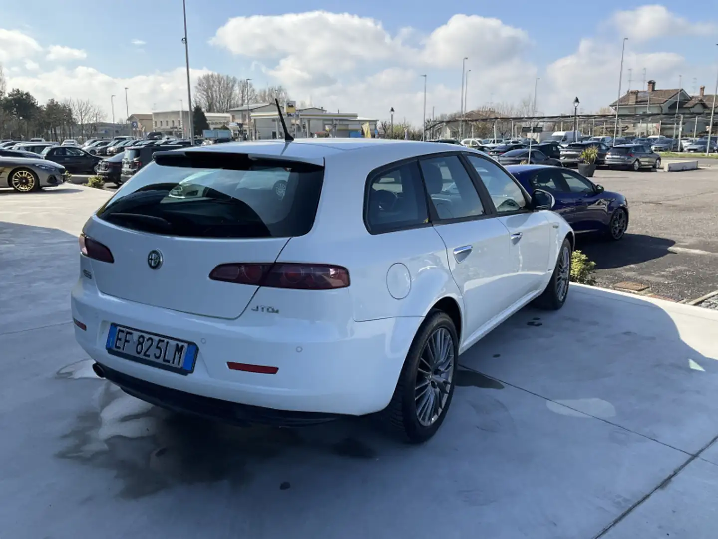 Alfa Romeo 159 2.0 JTDm Distinctive Blanco - 2