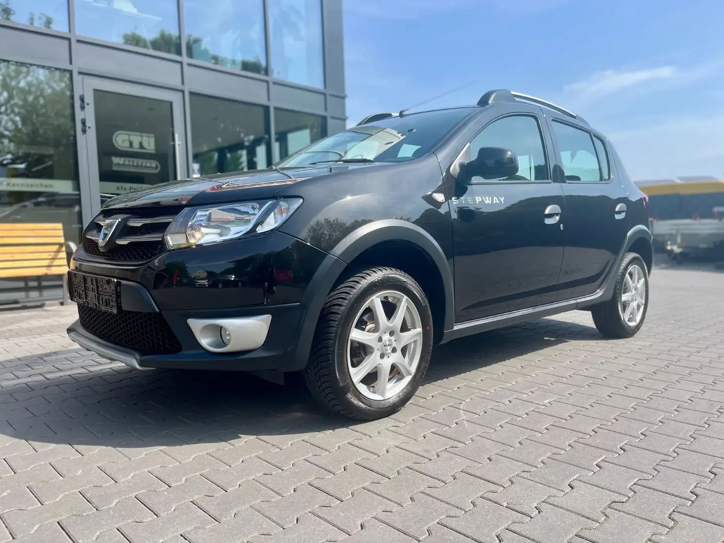 Dacia Sandero II Stepway Prestige Schwarz - 1