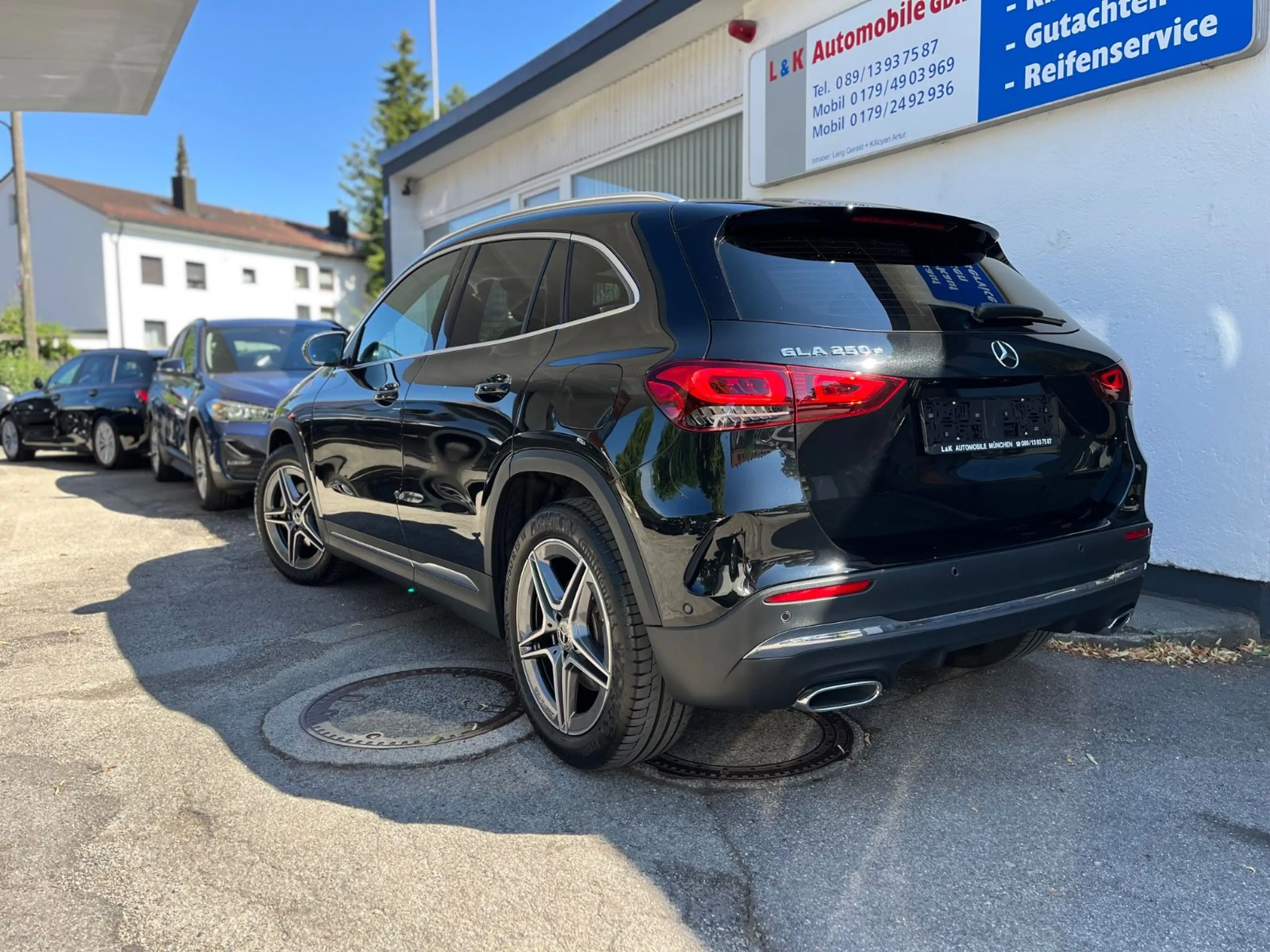 Mercedes-Benz GLA 250 e AMG+19"+LED+ACC+Driv-Ass+AHK — photo 7