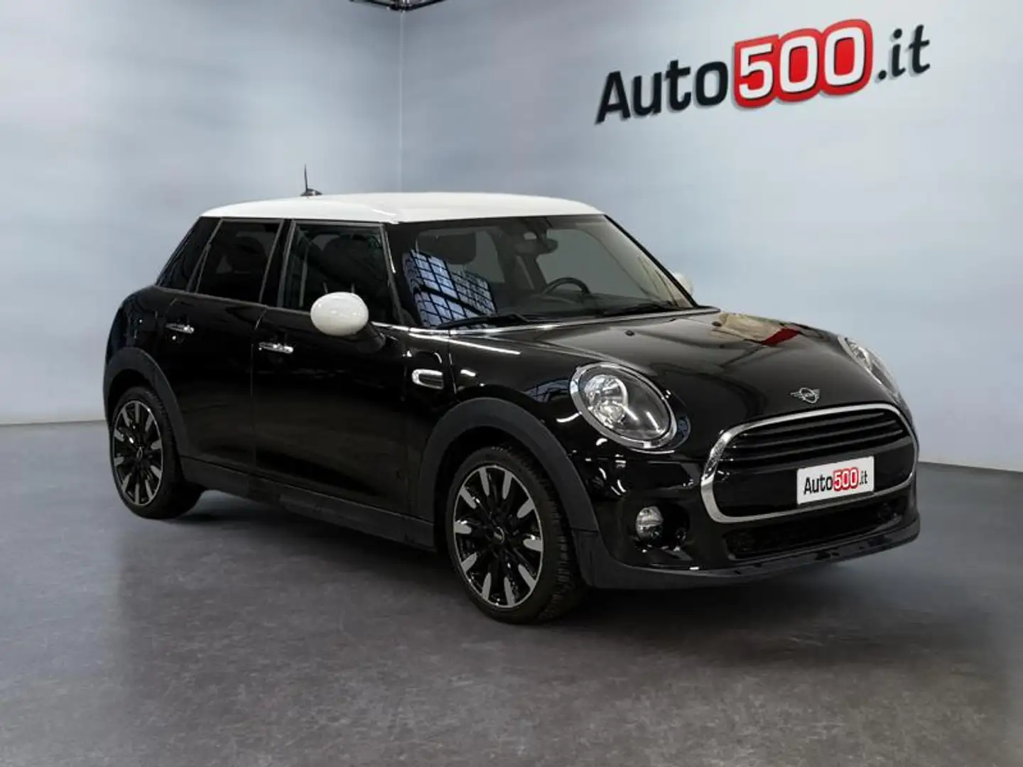 MINI Cooper 5p 1.5 cooper boost Schwarz - 2