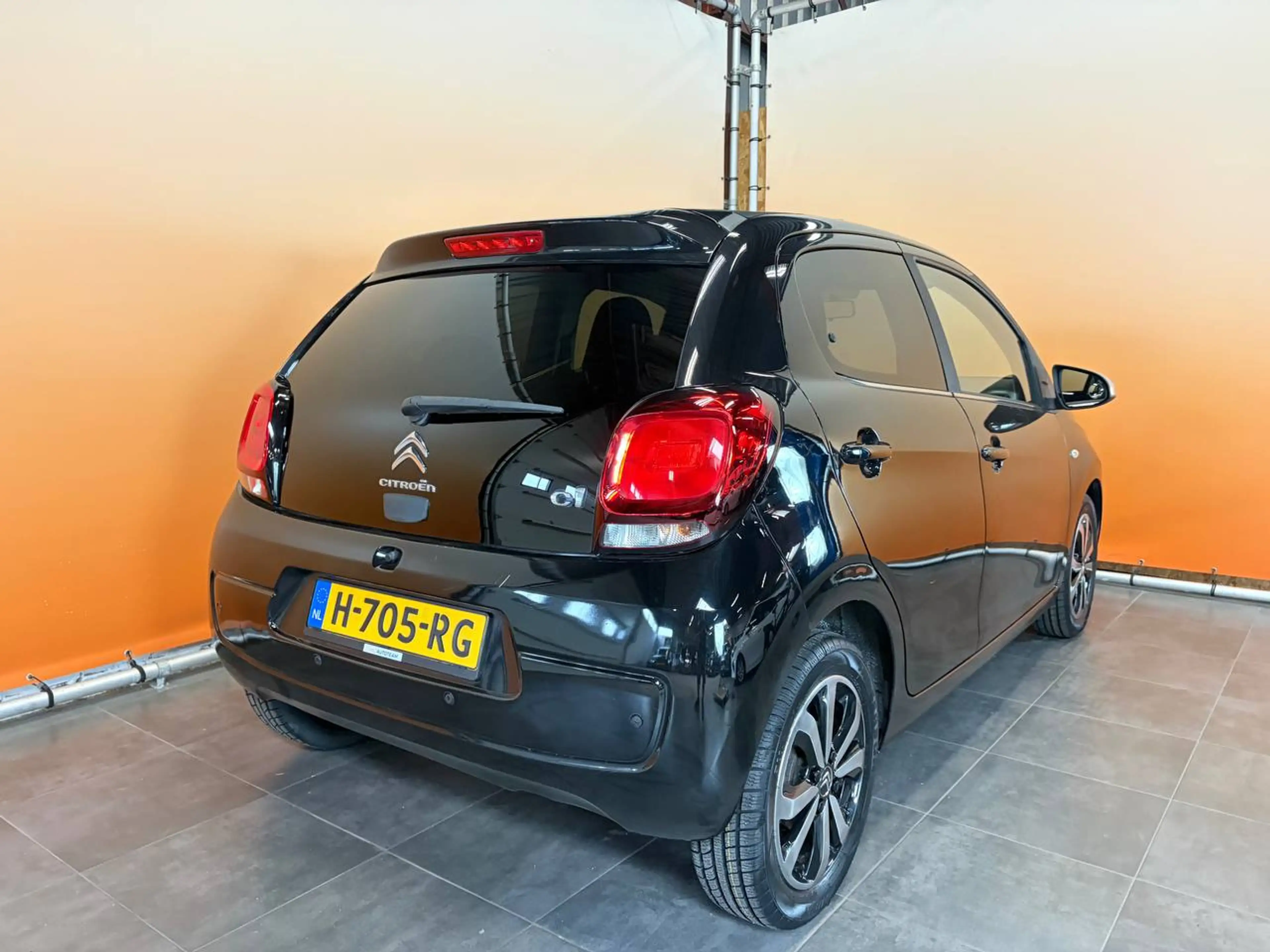 Citroen C1 1.0 VTi Airscape Shine elektr vouwdak | automaat | — photo 4