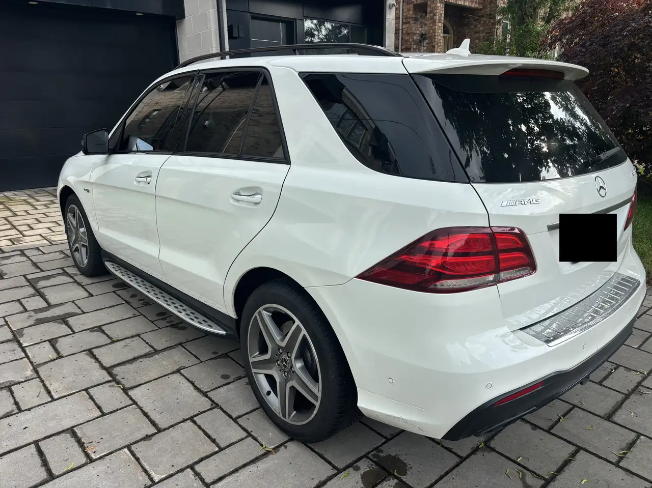 Mercedes-Benz GLE снимка Mercedes-Benz GLE