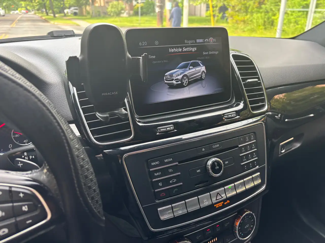 Mercedes-Benz GLE снимка Mercedes-Benz GLE