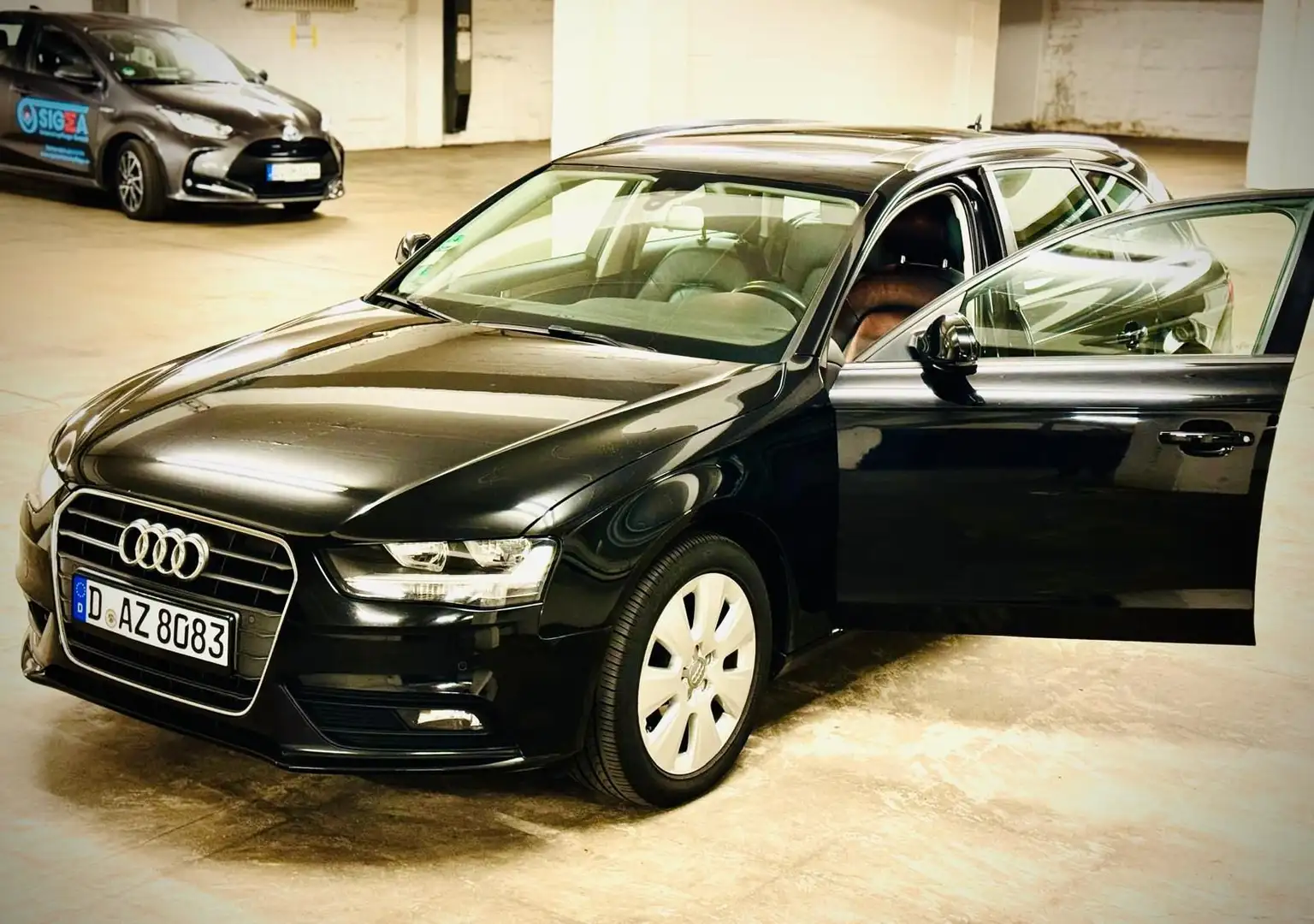 Audi A4 A4 Avant 2.0 TDi Quattro Clean Diesel S tronic Zwart - 1