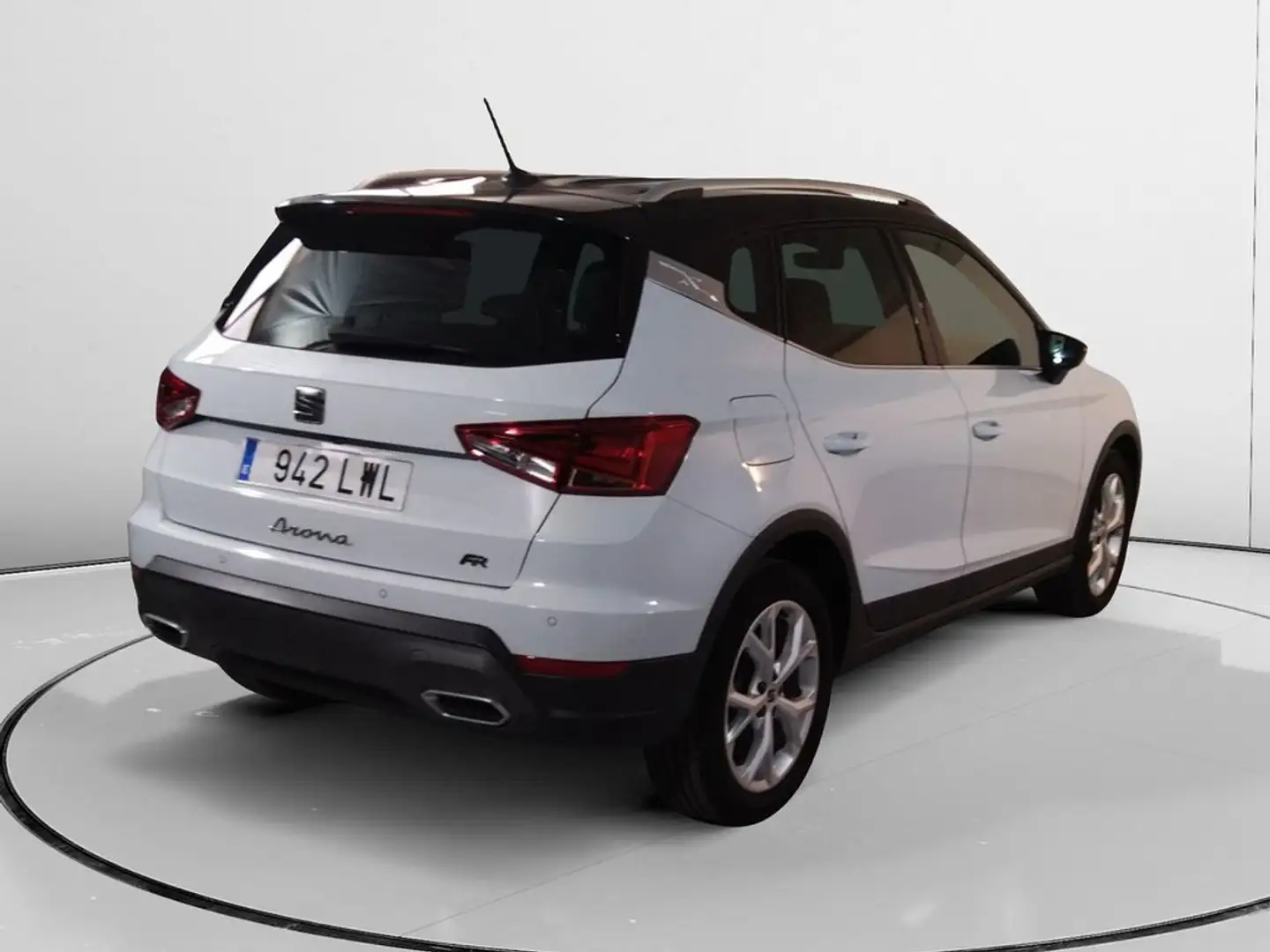 SEAT Arona 1.0 TGI S&S FR 90 Blanco - 2