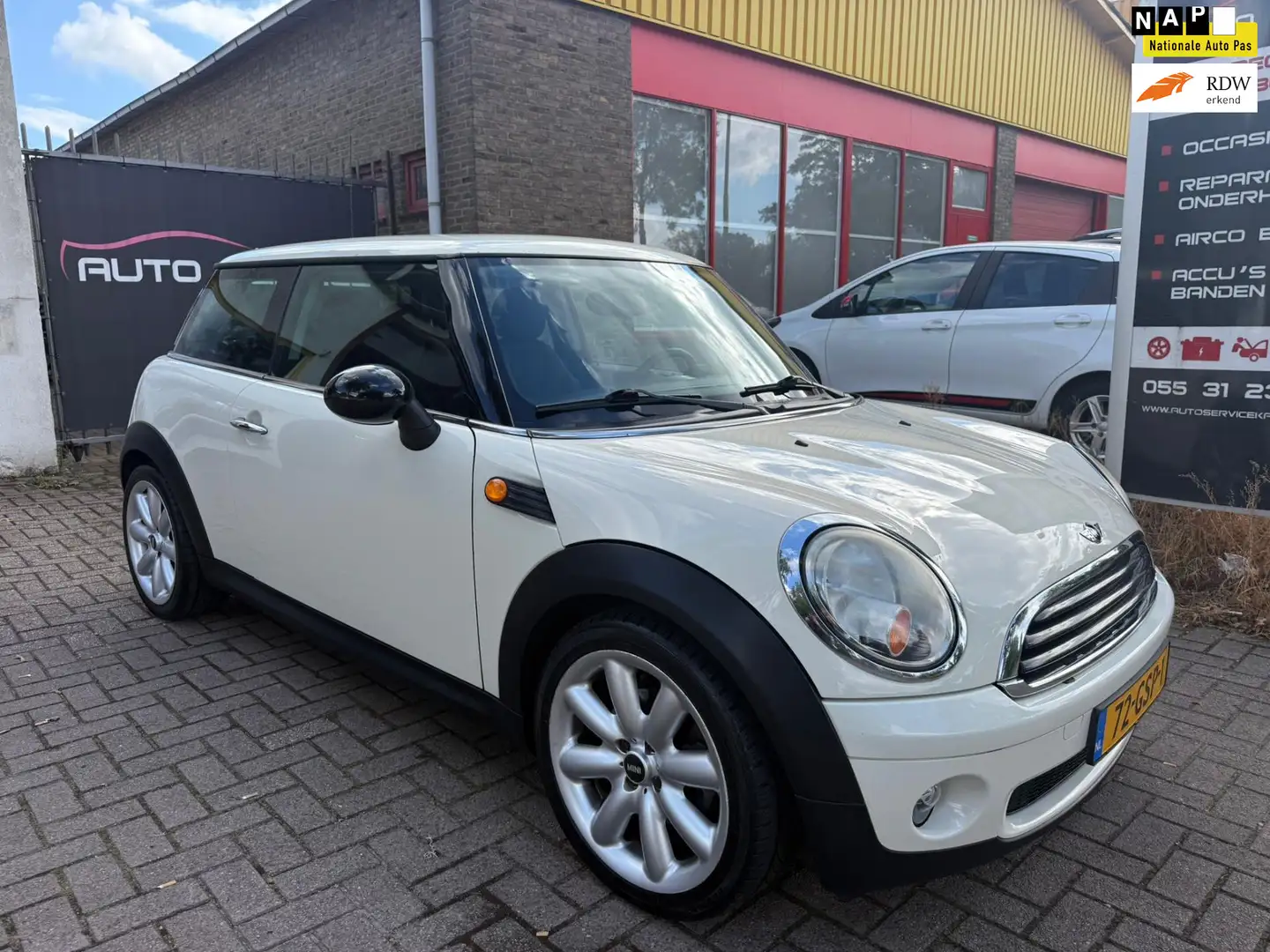 MINI One Mini 1.4 NIEUW DISTRIBUTIE KETTING|BEURT|APK|AIRCO Wit - 1