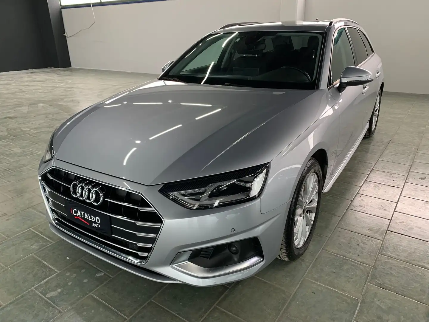 Audi A4 A4 Avant 35 2.0 tdi mhev Business Adv 163cv s-tron Argent - 1