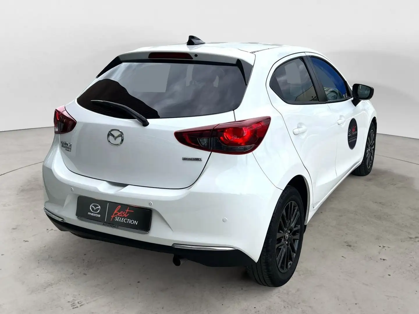 Mazda 2 1.5 Skyactiv-G 75 CV LED Homura Bianco - 2