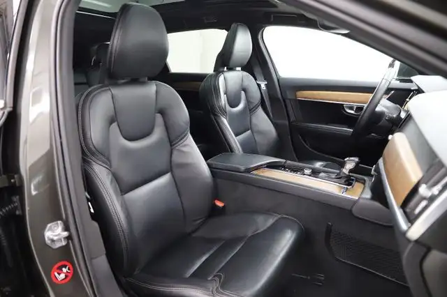 Volvo V90 view 10
