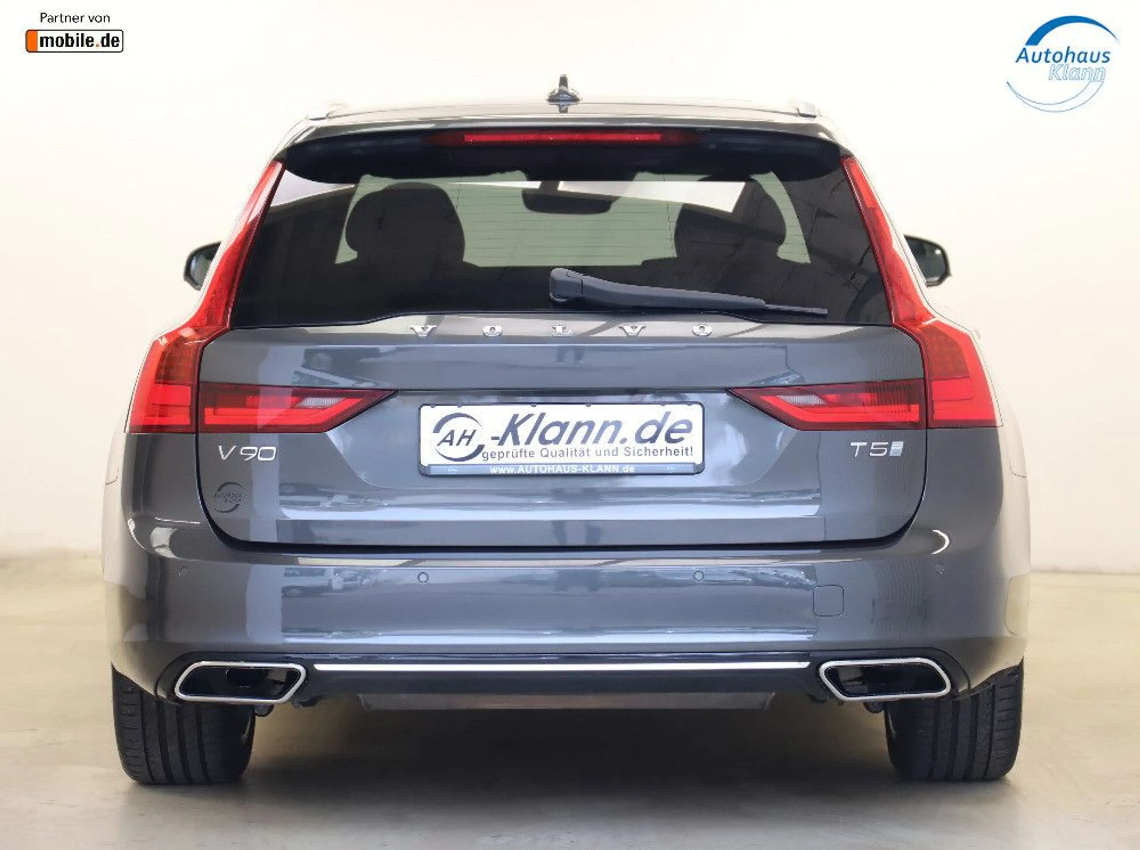 Volvo V90 2.0 T5 254PS Inscription Pano ACC LED 360° — photo 7