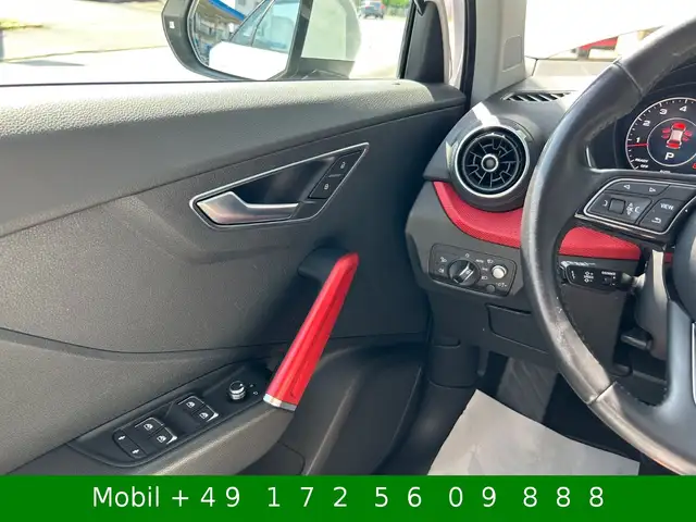 Audi Q2 view 13