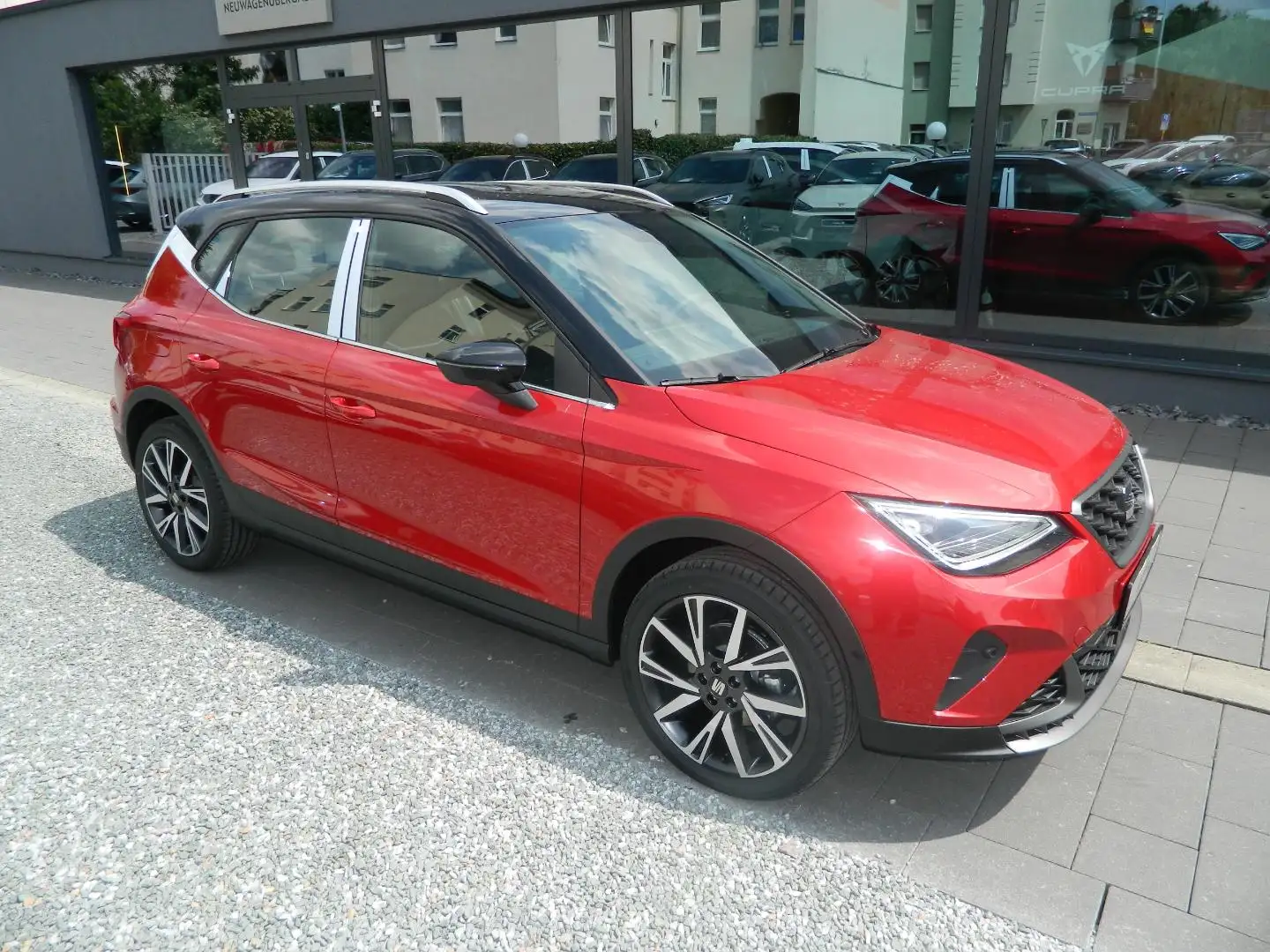 SEAT Arona FR 1.0 TSI DSG Fahrassist XL/VollLED/Sitzheiz/Navi Rot - 1