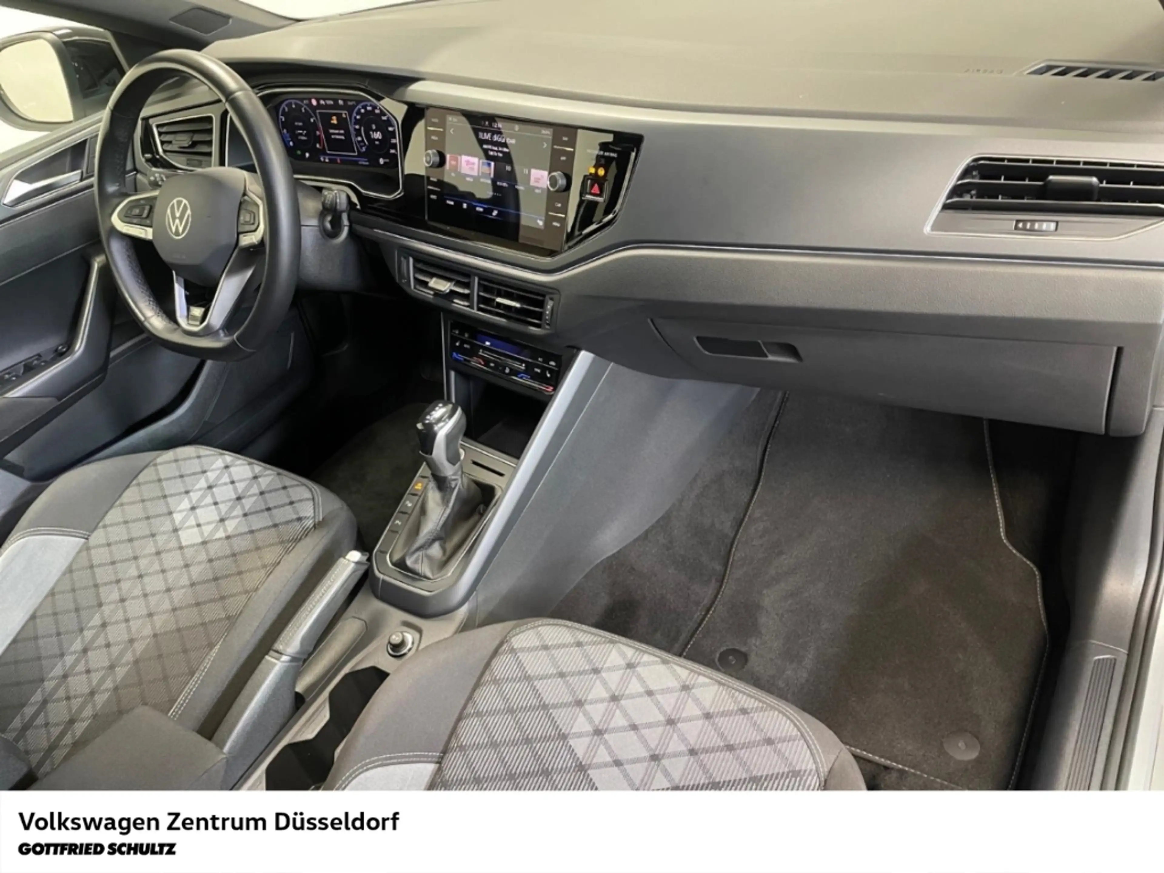 Volkswagen Taigo R-Line 1.5 TSI DSG Kamera Navi Sitzheiz LED — photo 12