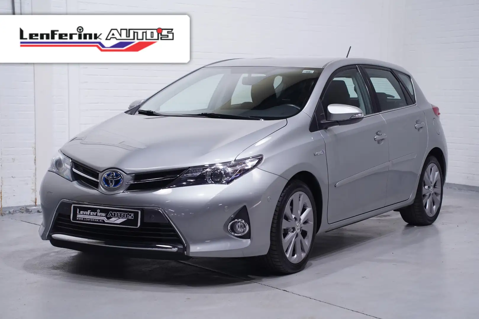 Toyota Auris 1.8 Hybrid Start Edition Clima Navi PDC Camera Sto Grau - 1