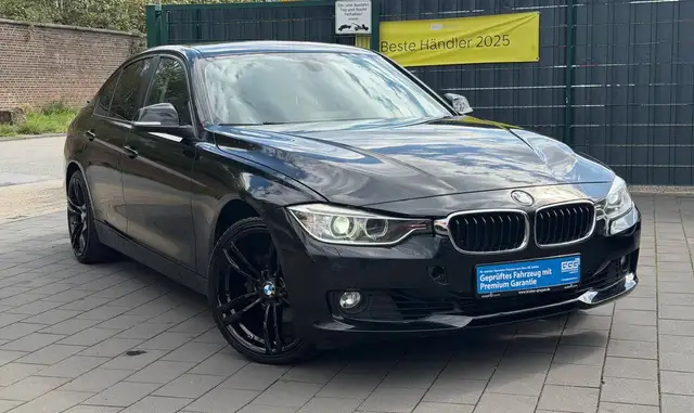 BMW 320 i  F30 Automatik Shadow Line