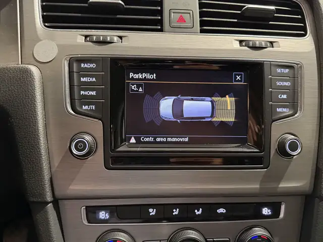 Volkswagen Golf view 13