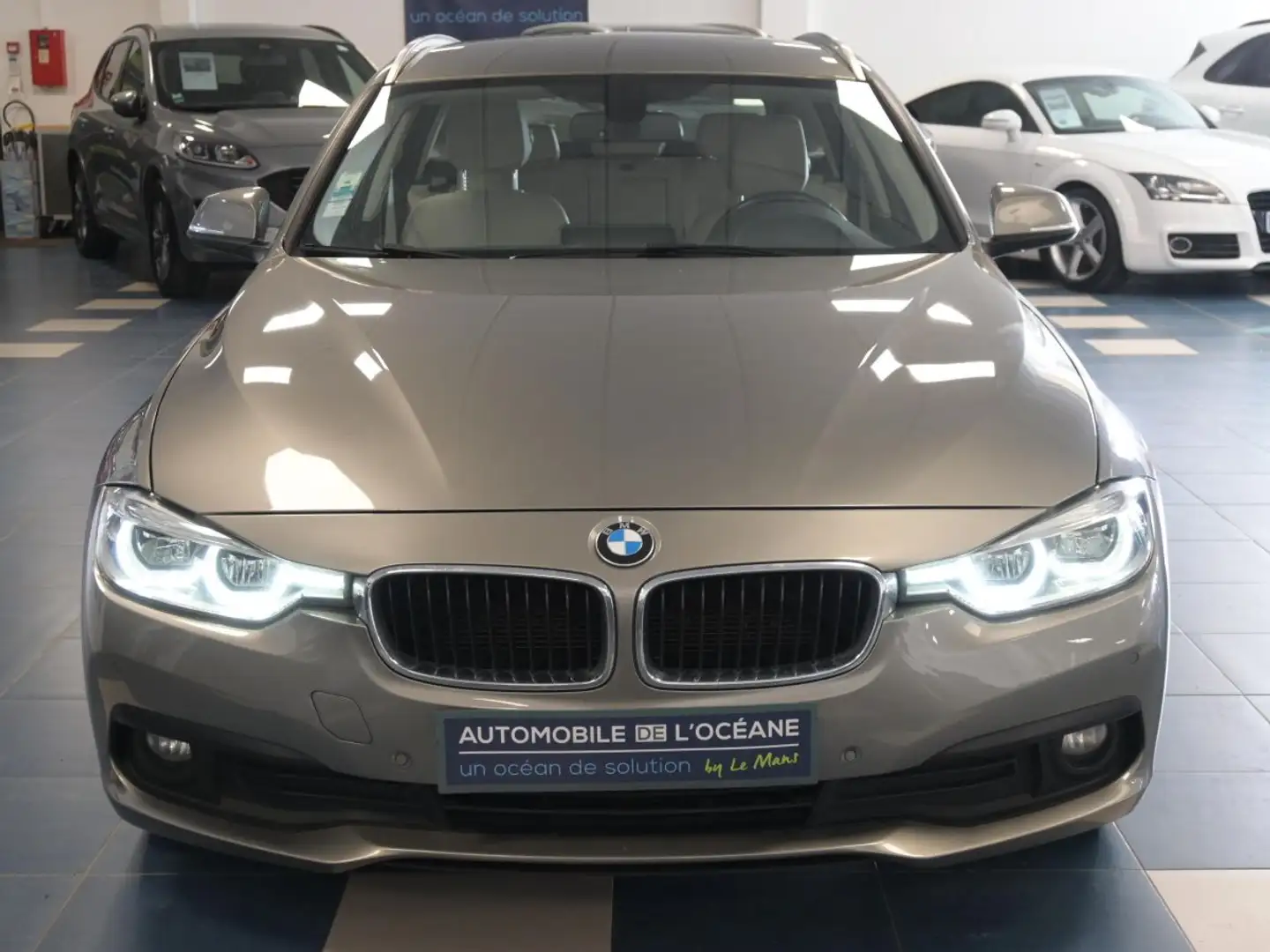 BMW 318 Touring SERIE F31 LCI 318d 150 ch Lounge Plus A - 2