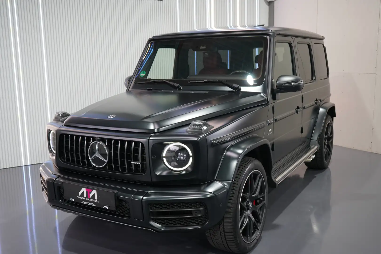 Mercedes-Benz G 63 AMG G 63 AMG G-manufaktur Schwarz - 2