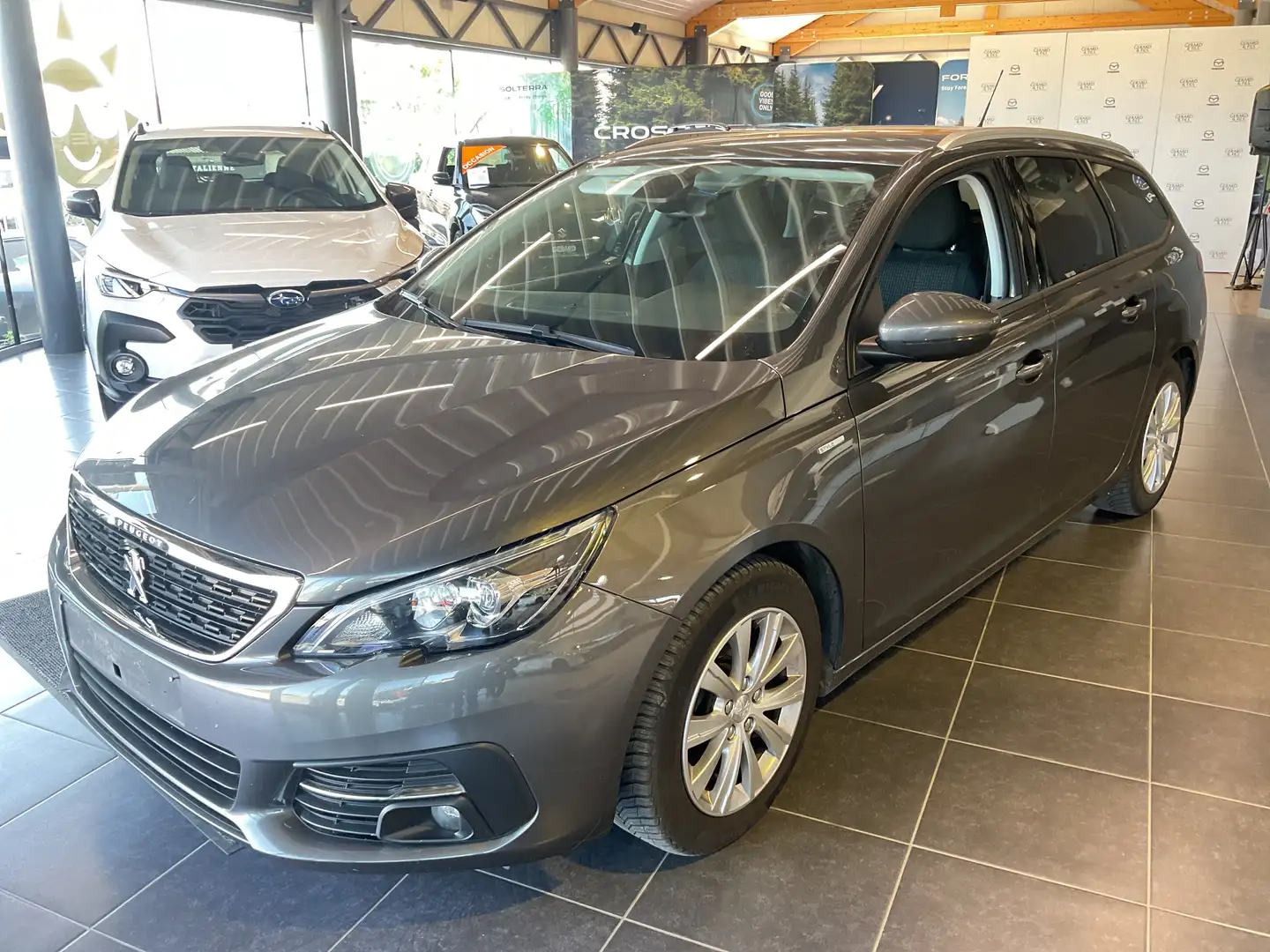 Peugeot 308 SW 1.5 BlueHDi Style (EU6.2) Grau - 1