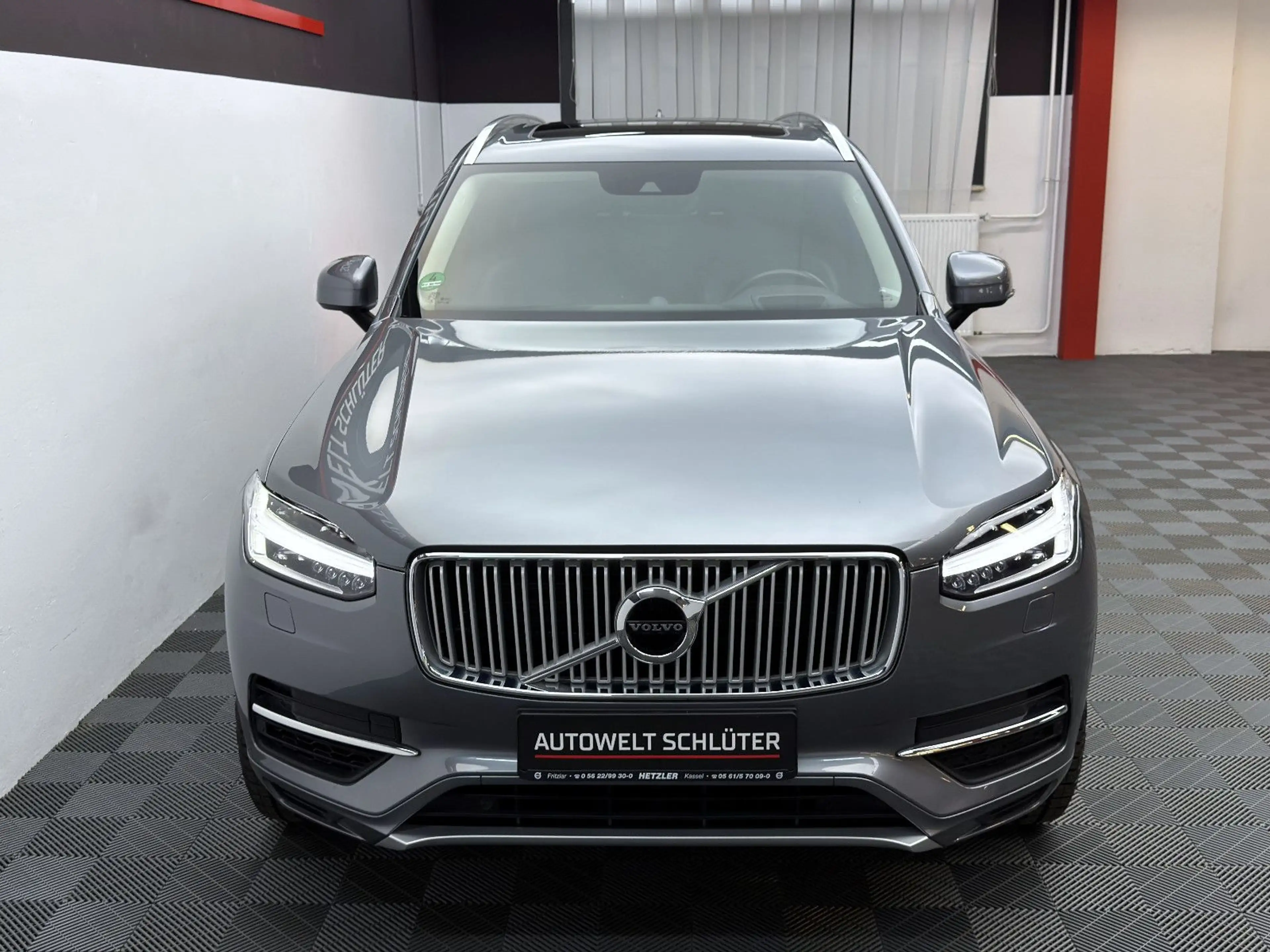 Volvo XC90 T8 Inscription Plug-In Hybrid AWD*B&W*7Sitz — photo 2