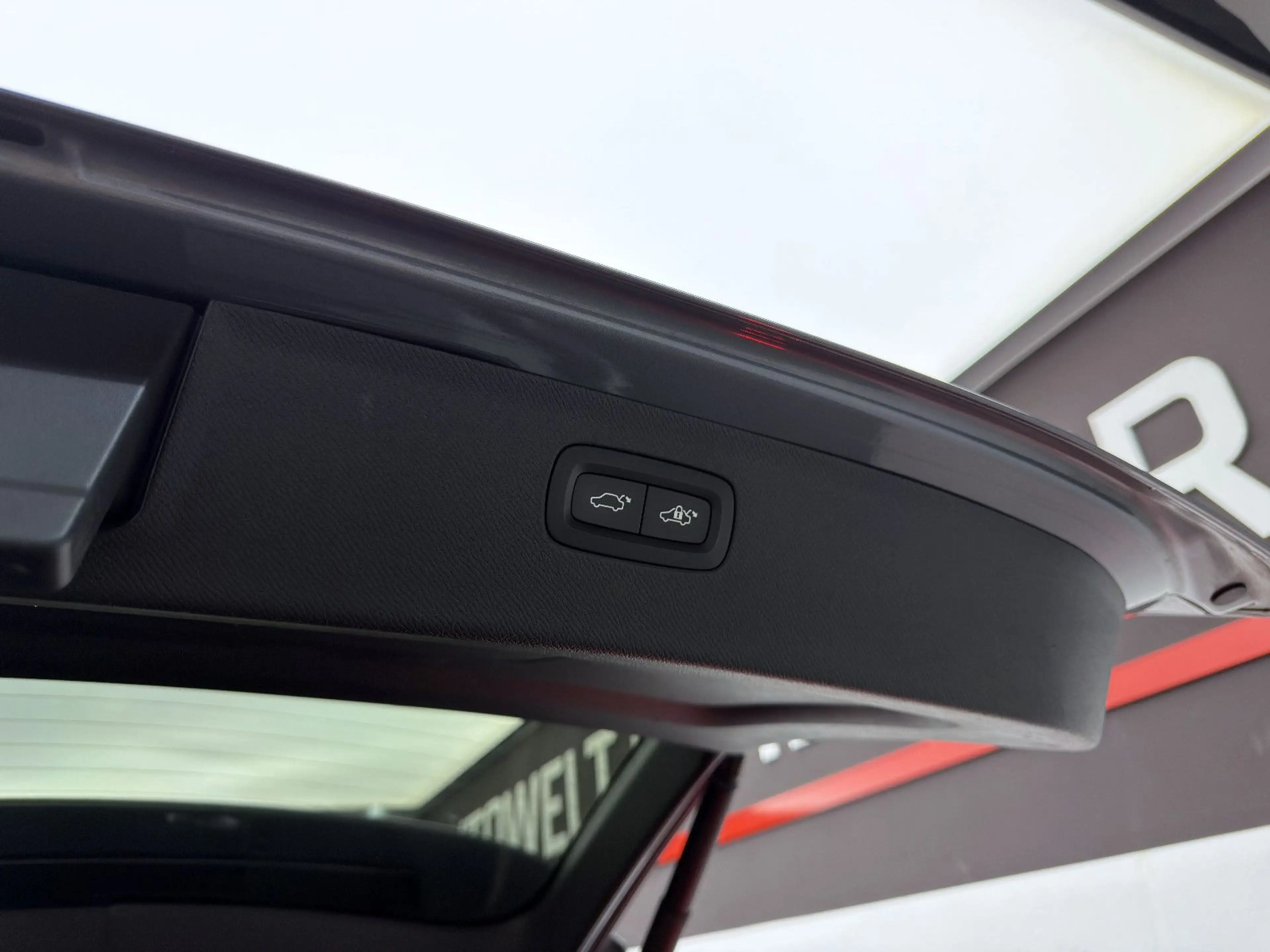Volvo XC90 T8 Inscription Plug-In Hybrid AWD*B&W*7Sitz — photo 12