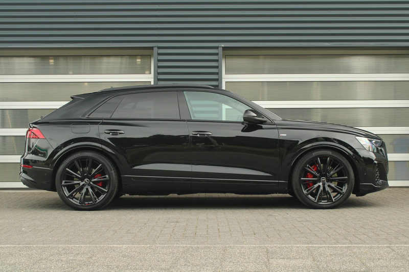 Audi Q8 60 TFSIe 490pk quattro Pro Line S Competition | Pa — photo 3