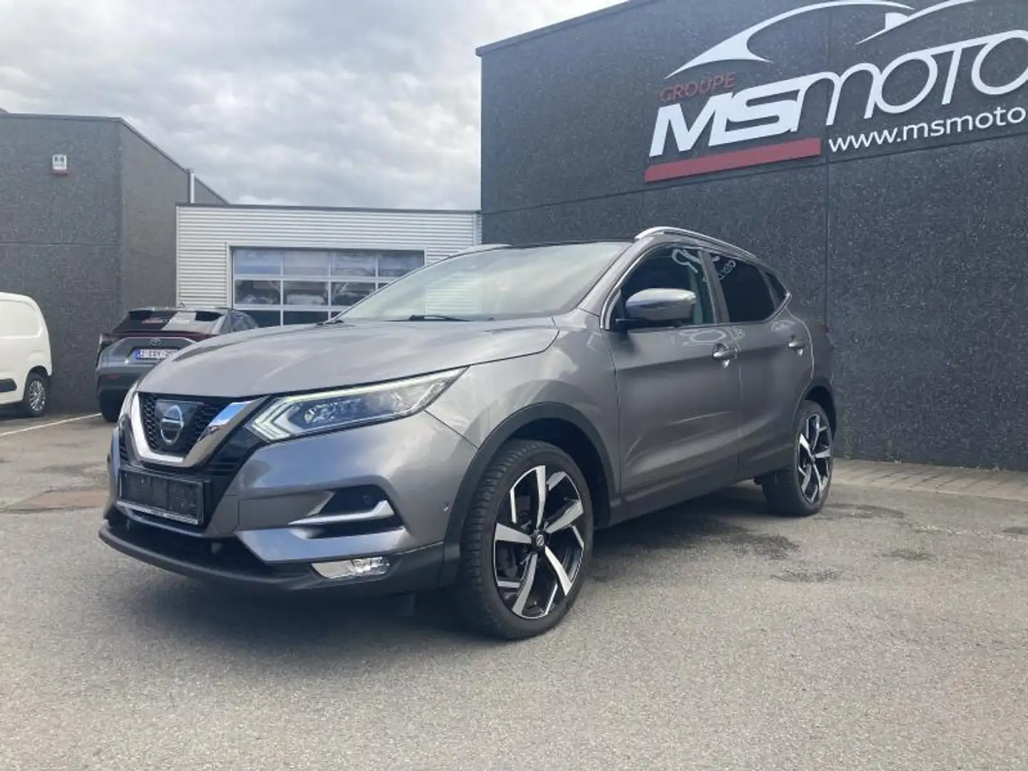 Nissan Qashqai 1.5 DCI AVEC FULL GARANTIE !!! Gris - 1
