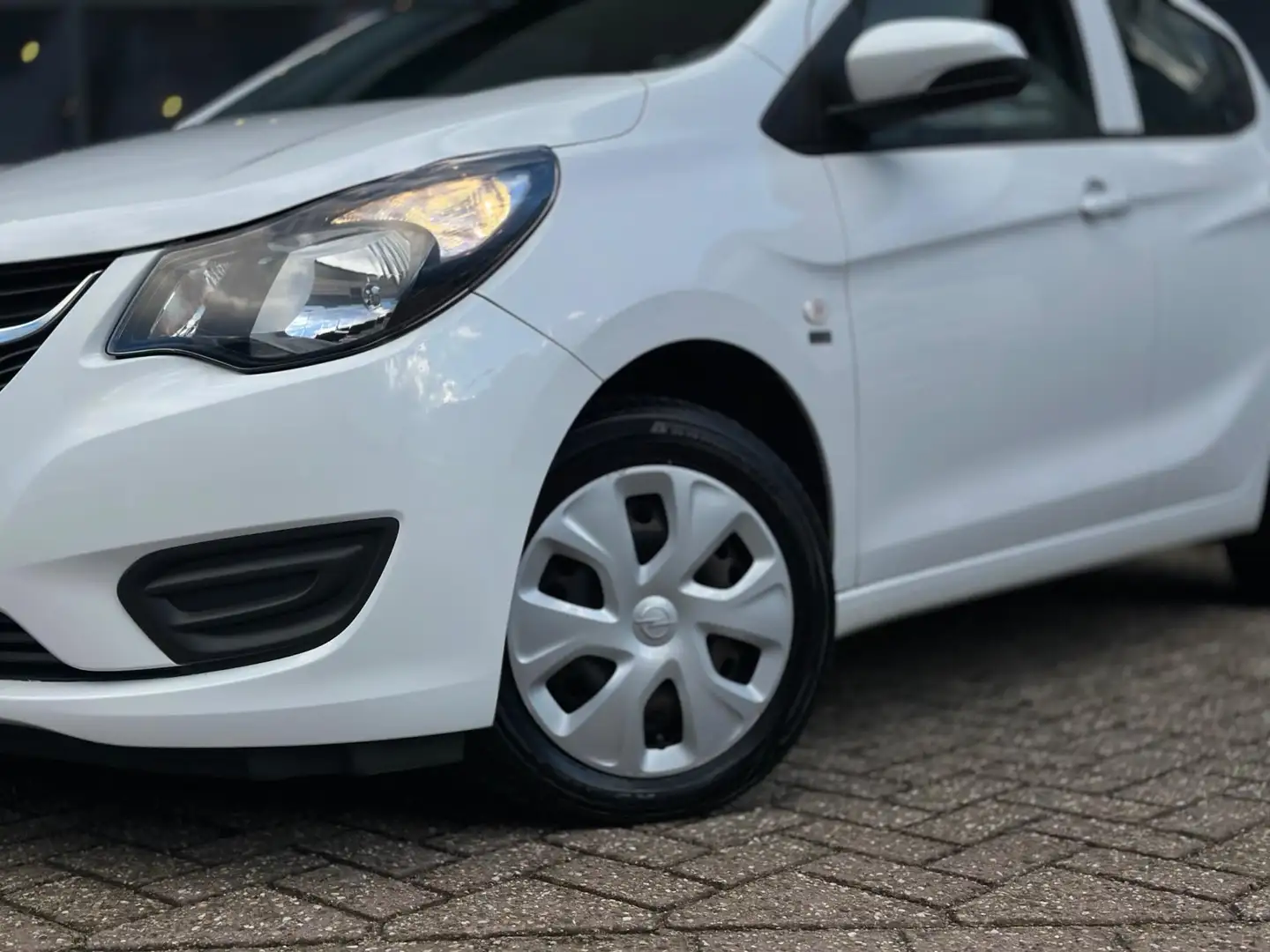 Opel Karl 1.0 ecoFLEX 120 Jaar Edition | CRUISECR | Airco | Wit - 2