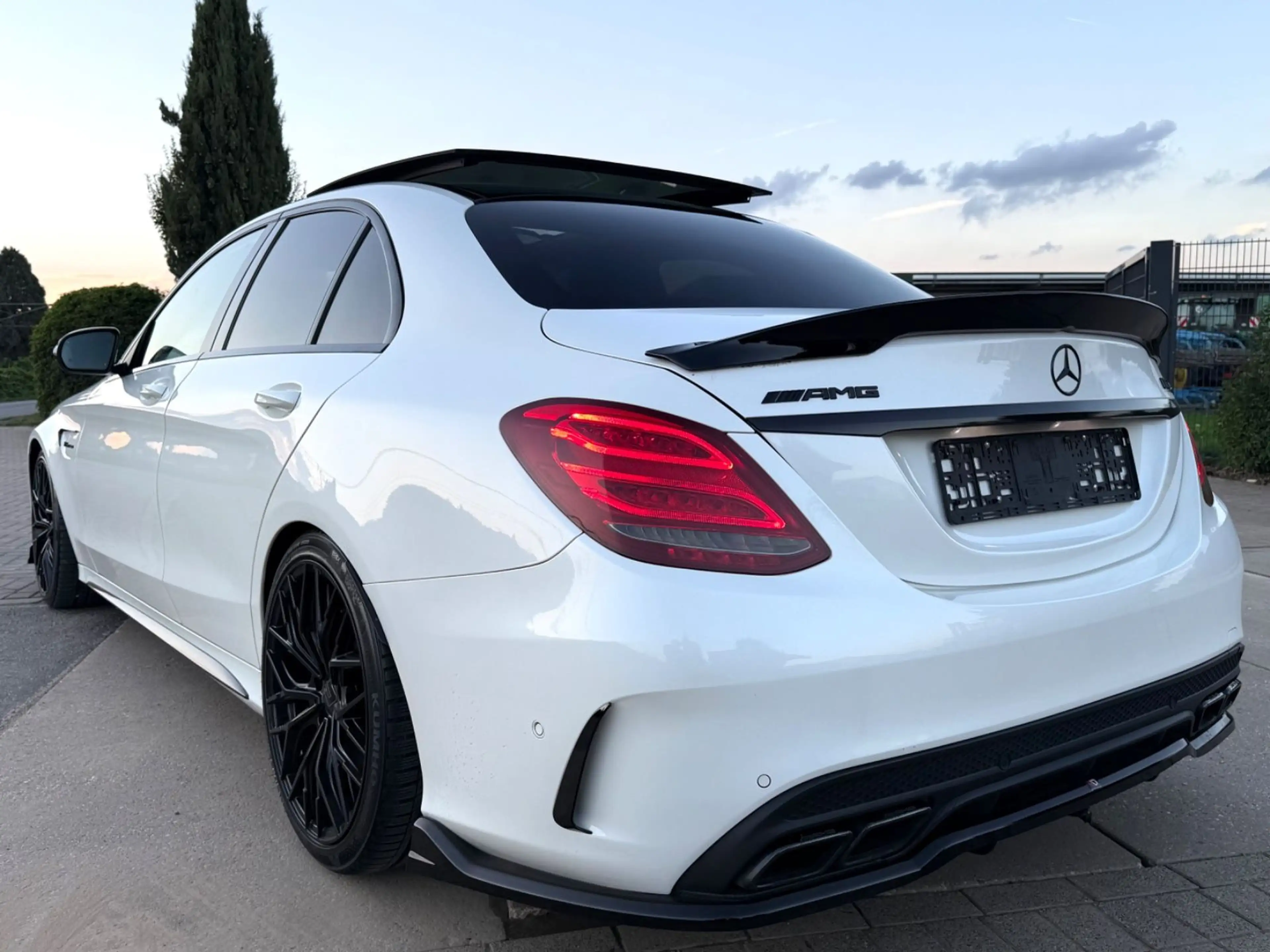 Mercedes-Benz C 63 AMG C 63 S AMG*PANO*BURMESTER*AMG ABGAS*DRIVERSPACK* — photo 10