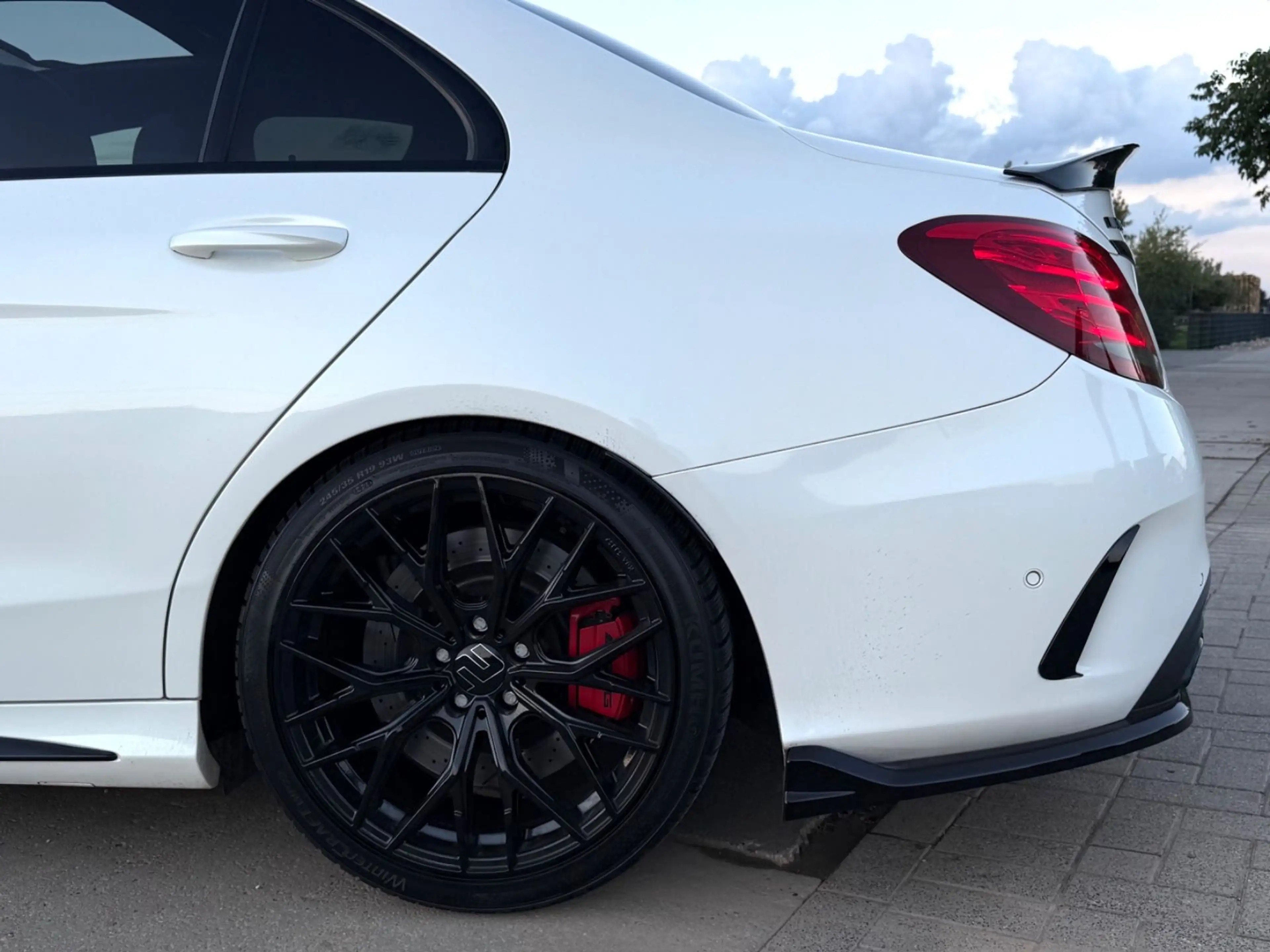 Mercedes-Benz C 63 AMG C 63 S AMG*PANO*BURMESTER*AMG ABGAS*DRIVERSPACK* — photo 12