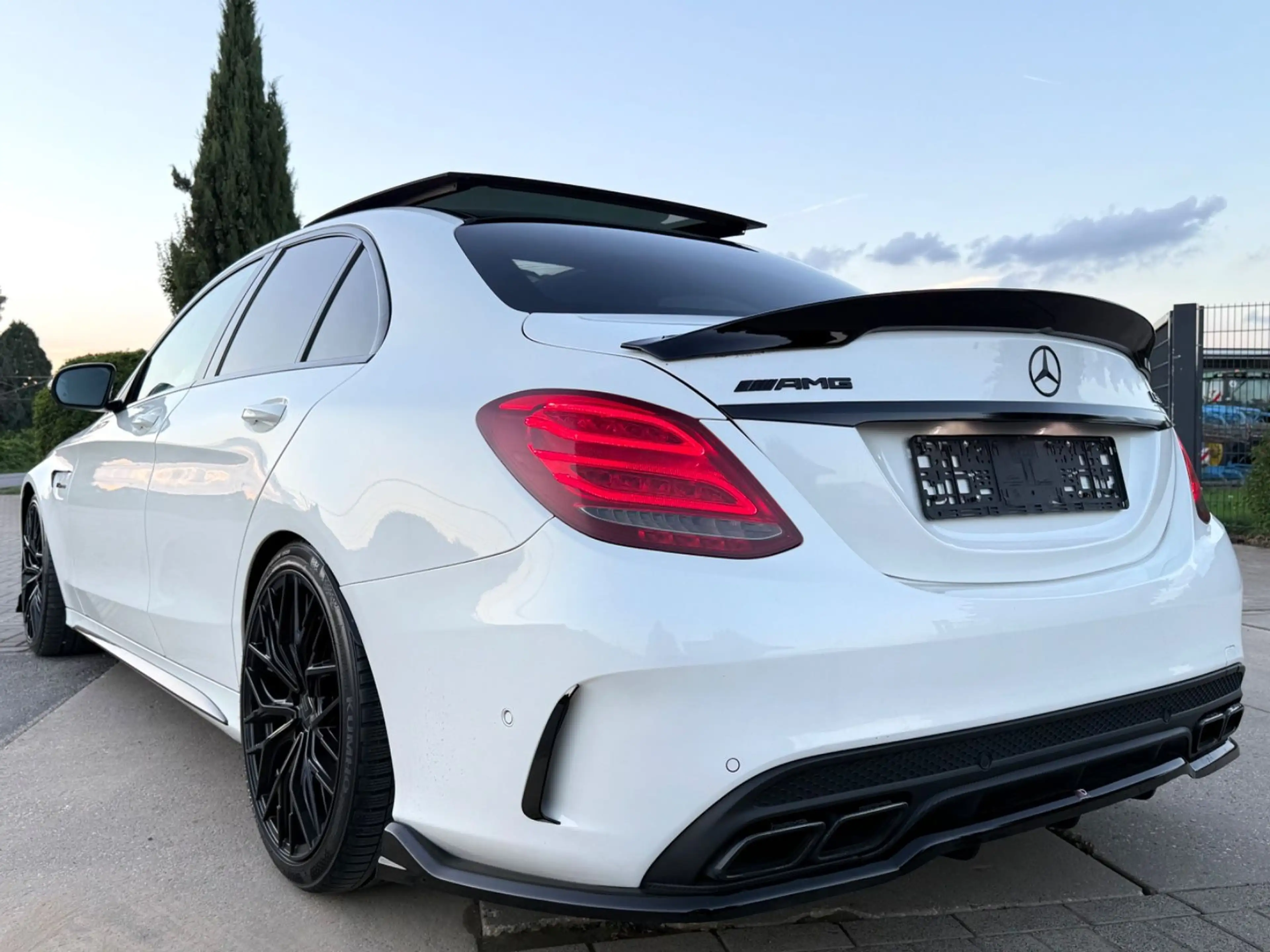 Mercedes-Benz C 63 AMG C 63 S AMG*PANO*BURMESTER*AMG ABGAS*DRIVERSPACK* — photo 11