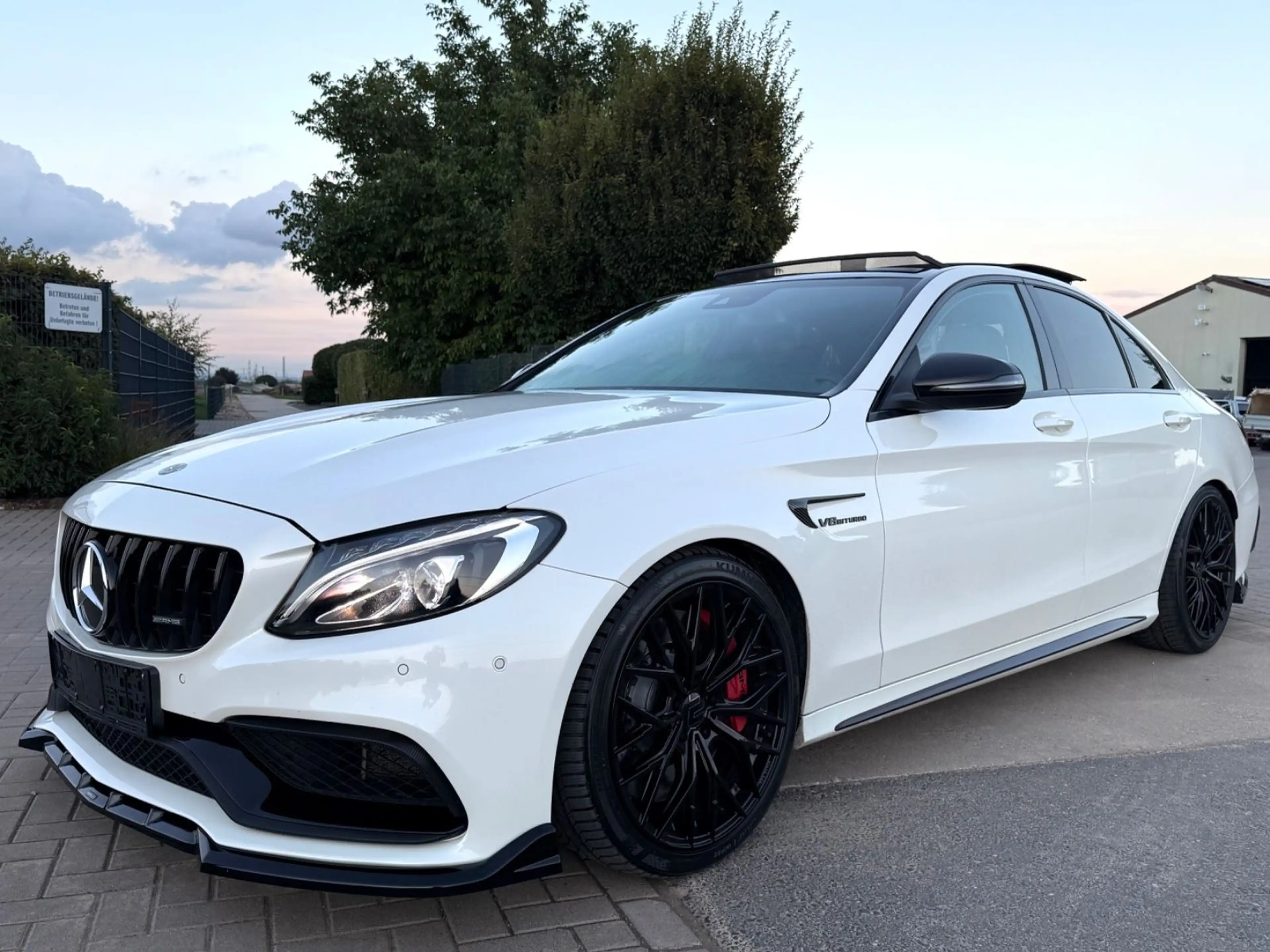 Mercedes-Benz C 63 AMG C 63 S AMG*PANO*BURMESTER*AMG ABGAS*DRIVERSPACK* — photo 4
