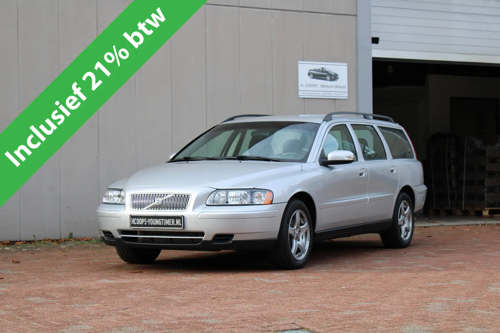 Volvo V70 2.4 YOUNGTIMER INCL. 21% btw Gris - 1