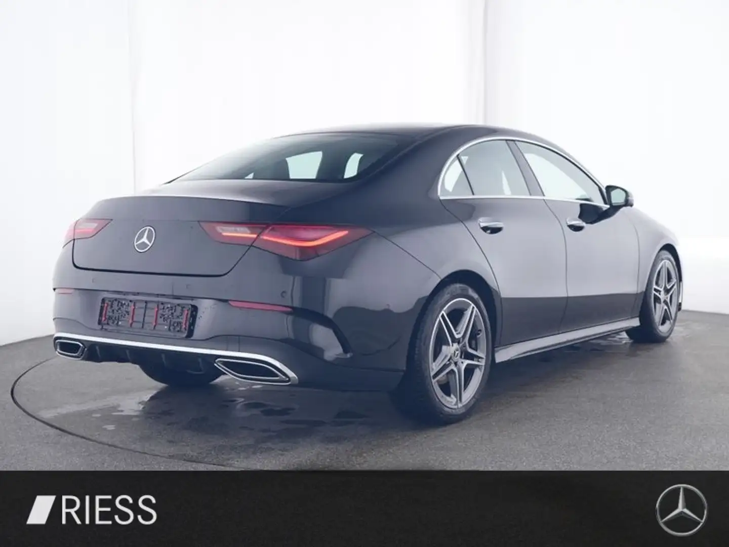 Mercedes-Benz CLA 200 d Coupé Edition AMG Sport LED Keyless 360 Schwarz - 2