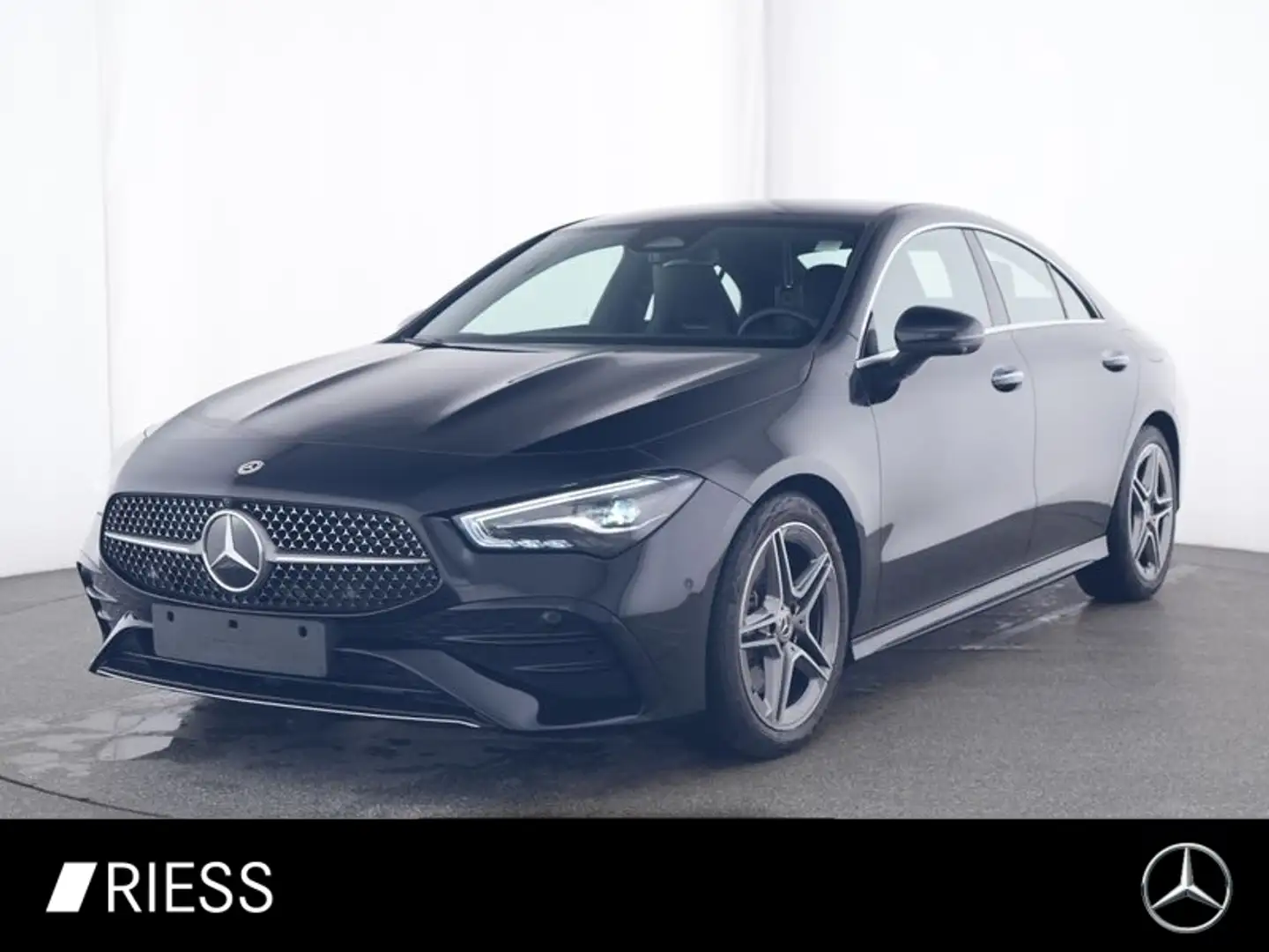 Mercedes-Benz CLA 200 d Coupé Edition AMG Sport LED Keyless 360 Schwarz - 1