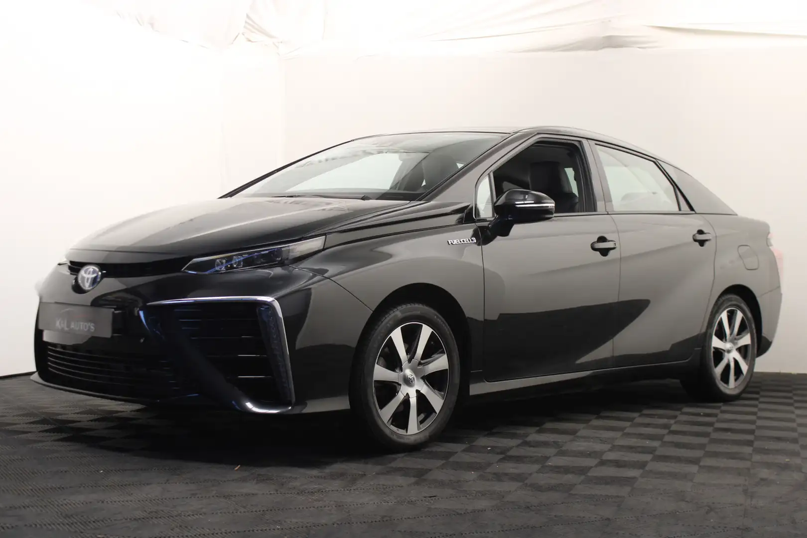 Toyota Mirai Dynamic Zwart - 1