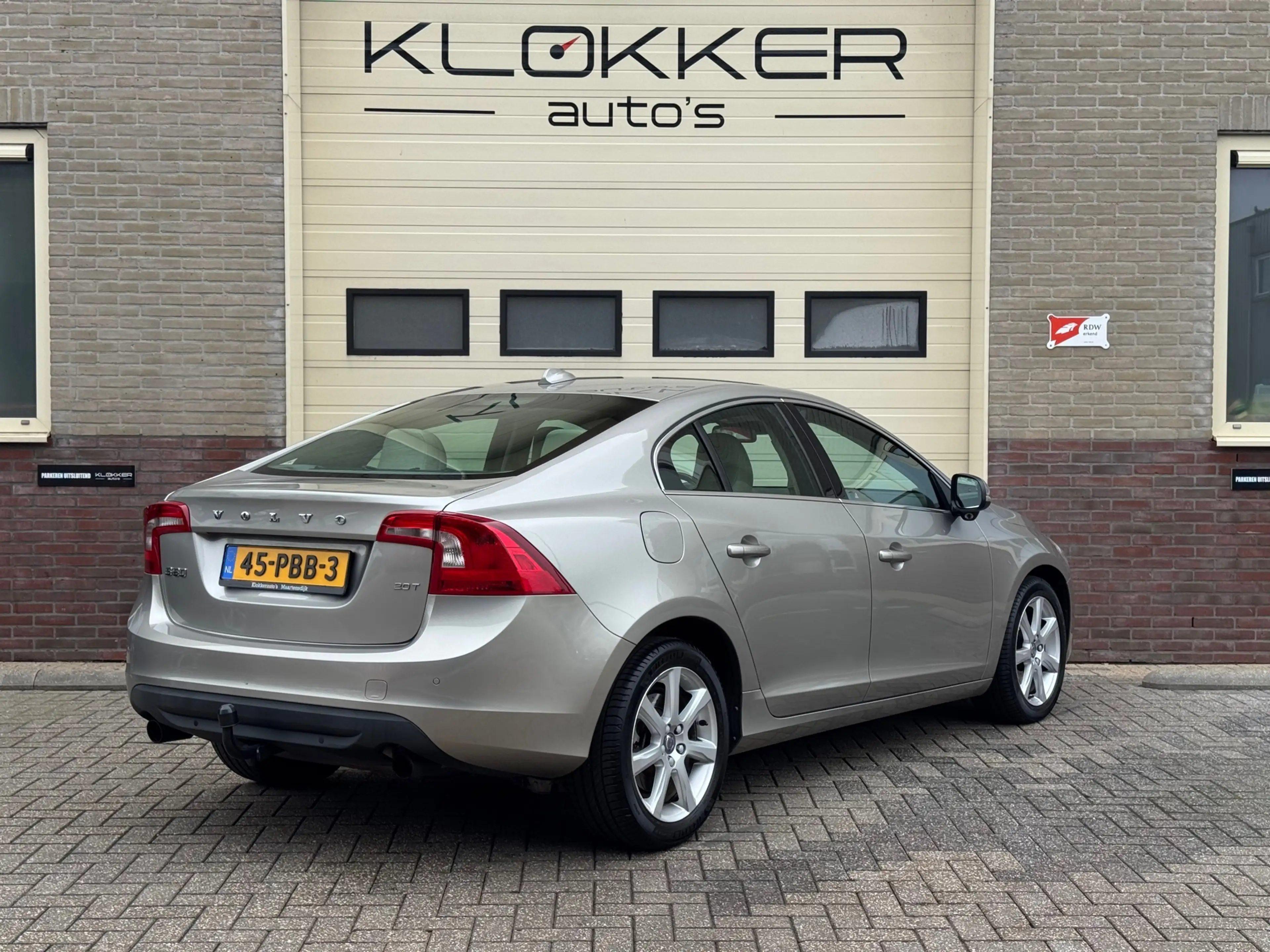 Volvo S60 2.0T Blis|Adaptive cruise|Line assist|Stoelverw. — photo 2