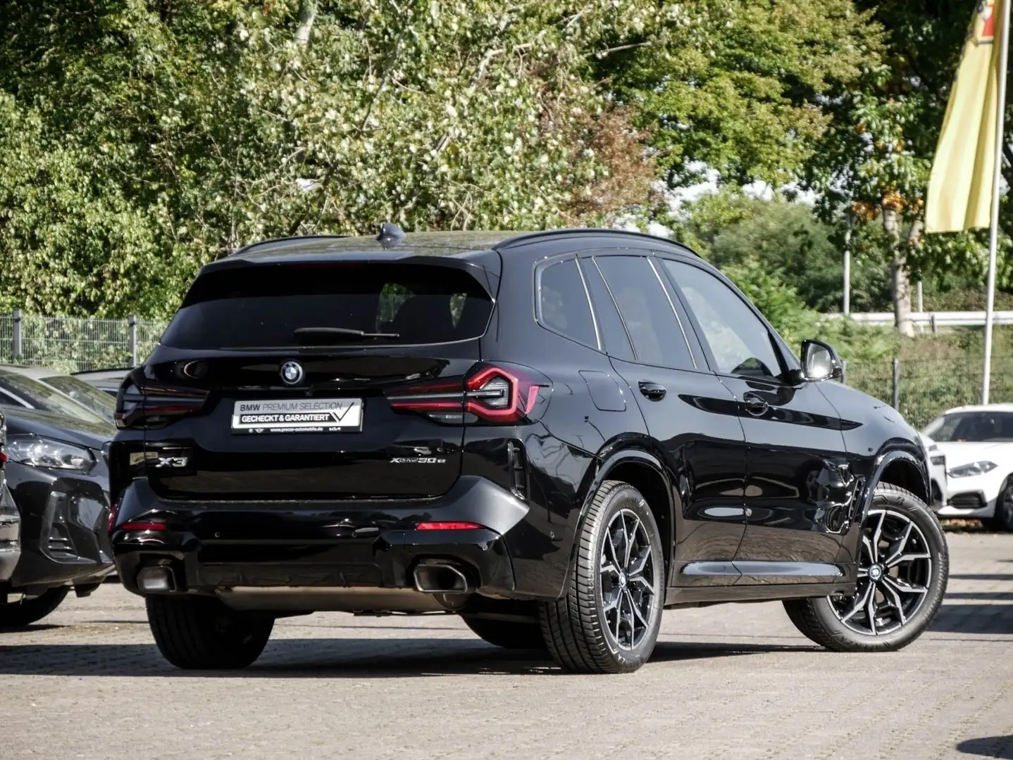 BMW X3 xDrive30e M Sport LC Prof. ACC PA+ LED HiFi Shz v+ Schwarz - 2