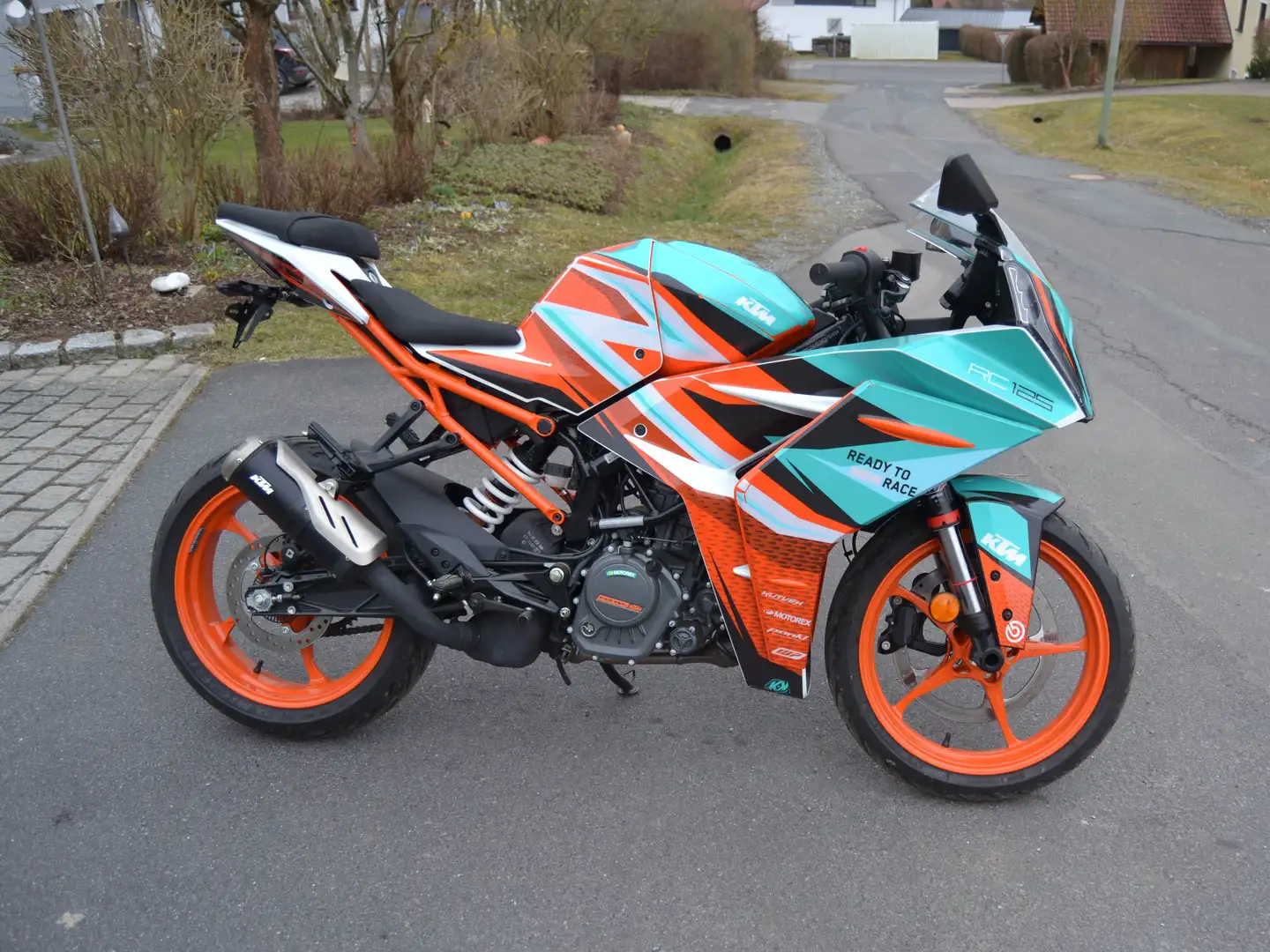 KTM RC 125 ASPIK GRAPHIC KIT   Neuwertiger Zustand Naranja - 2