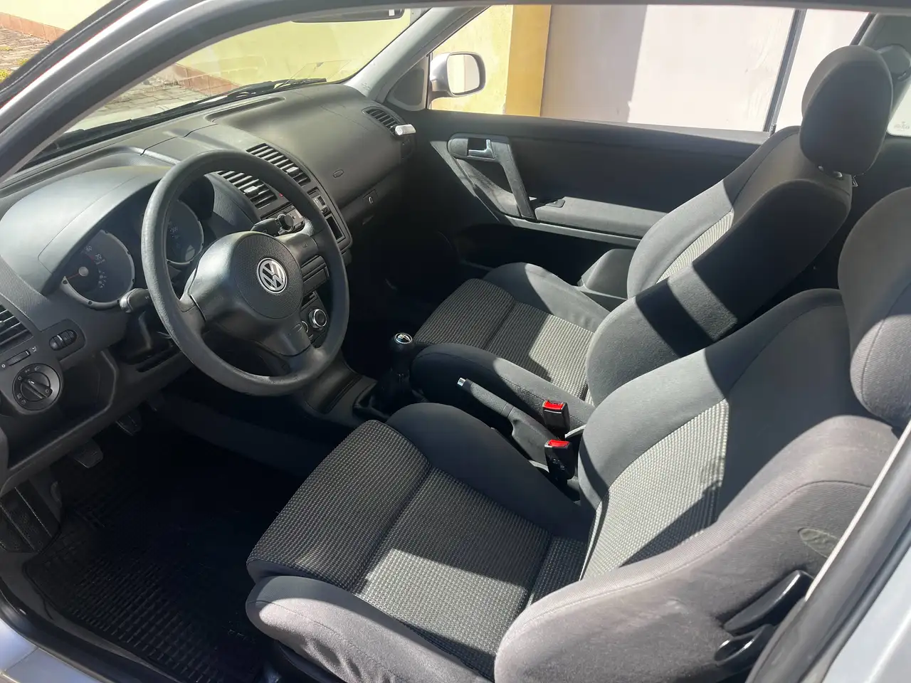 Volkswagen Polo III 1999 3p 1.4 Highline, foto 9