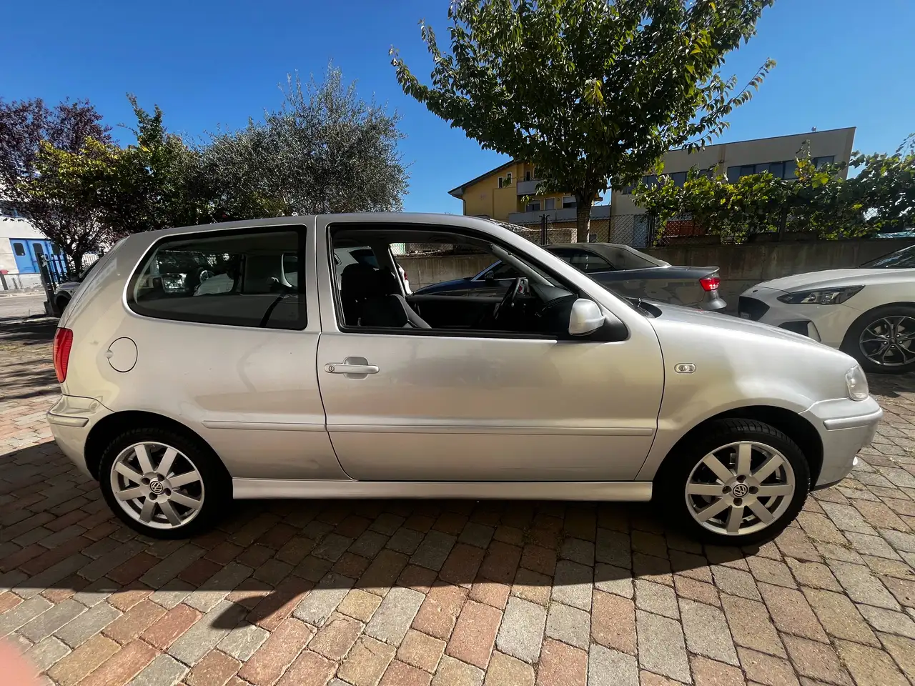 Volkswagen Polo III 1999 3p 1.4 Highline, foto 5