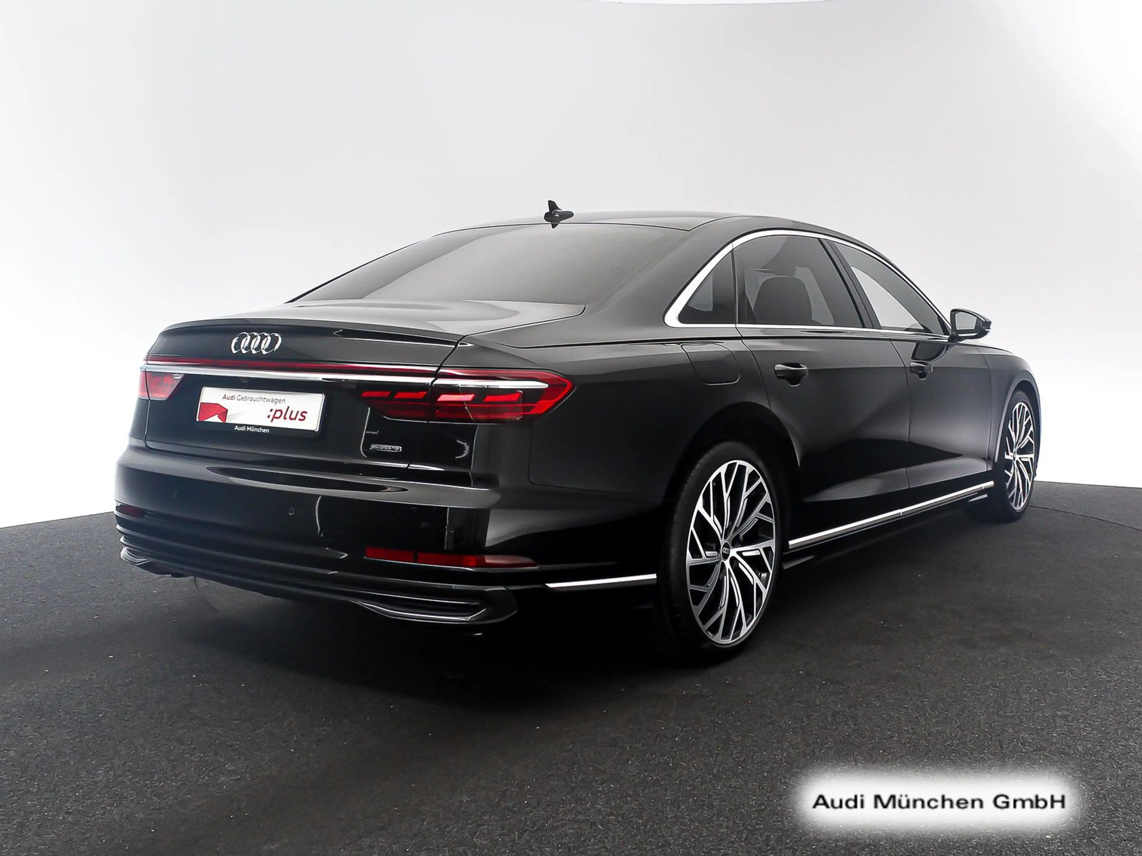 Audi A8 Lang 55 TFSI qu. Pano/StdHzg/DigiMatrix — photo 8