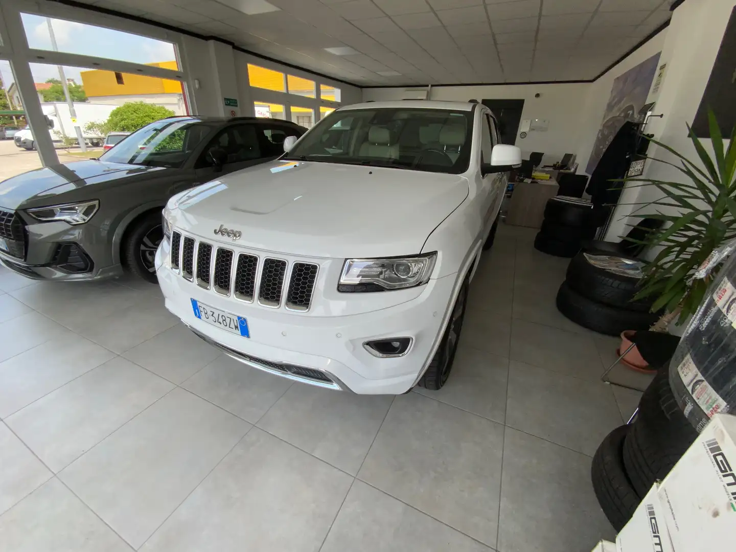 Jeep Grand Cherokee 3.0 crd V6 Overland 250cv auto E6 - 1
