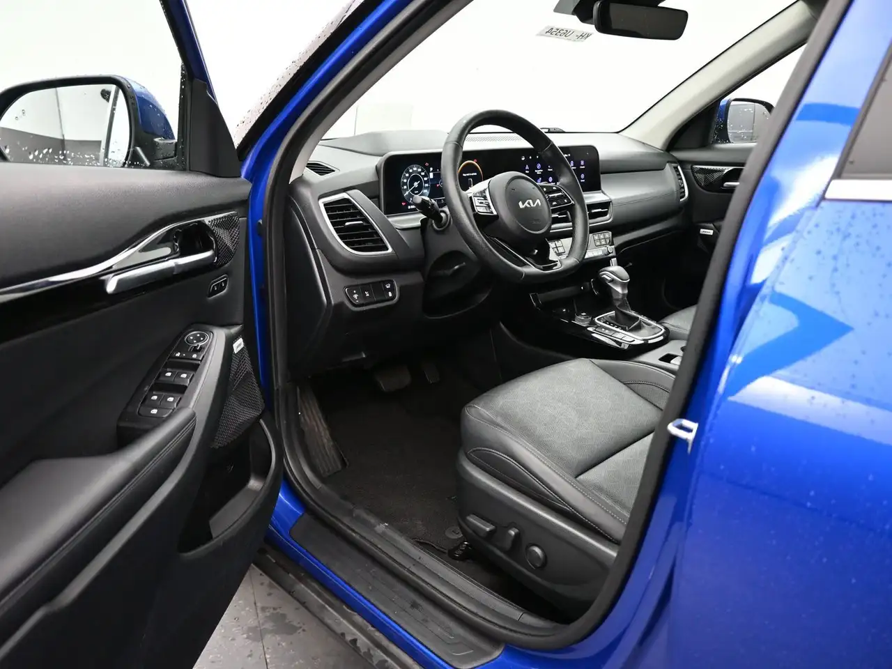 Kia Seltos снимка Kia Seltos