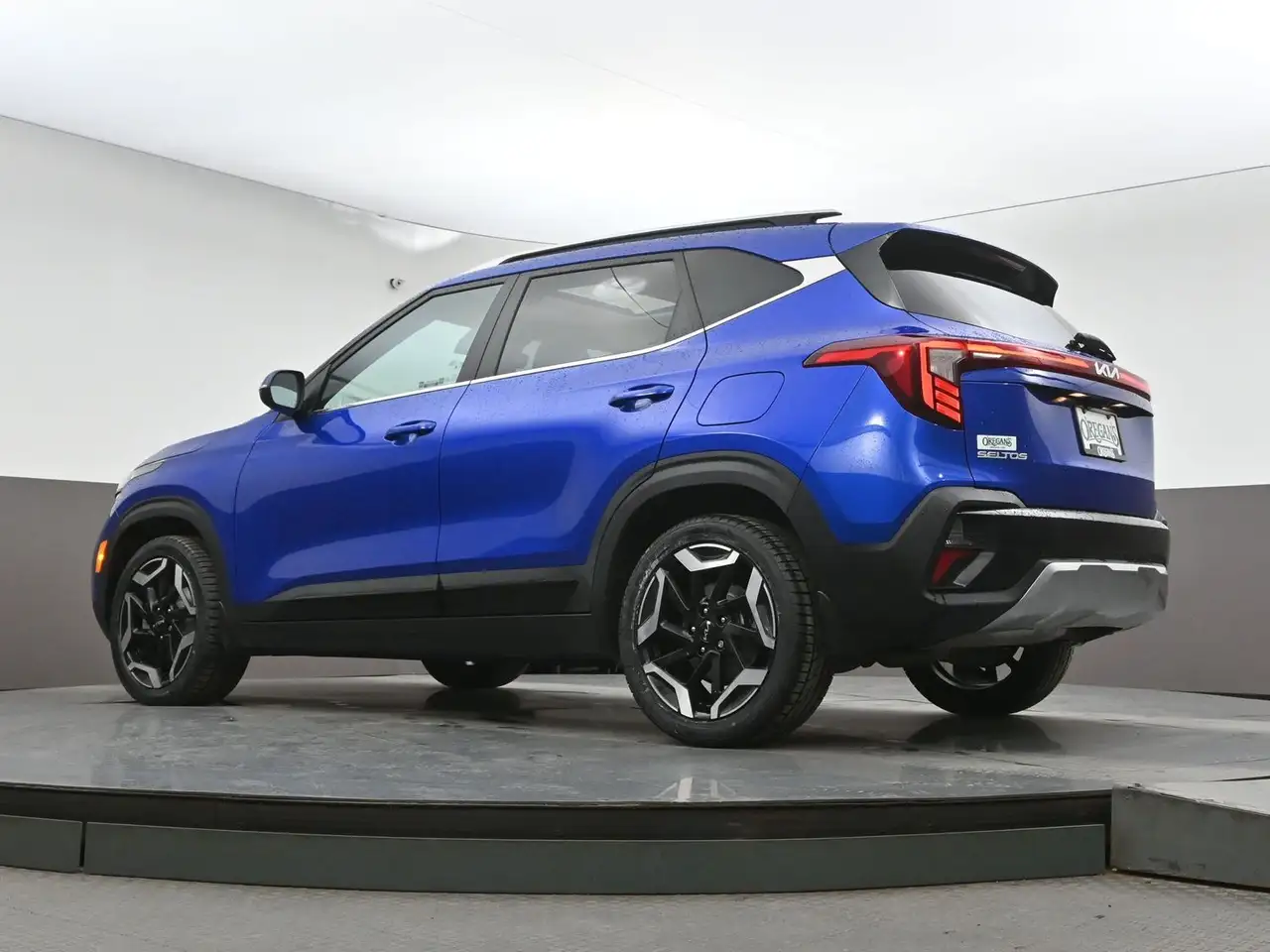 Kia Seltos снимка Kia Seltos